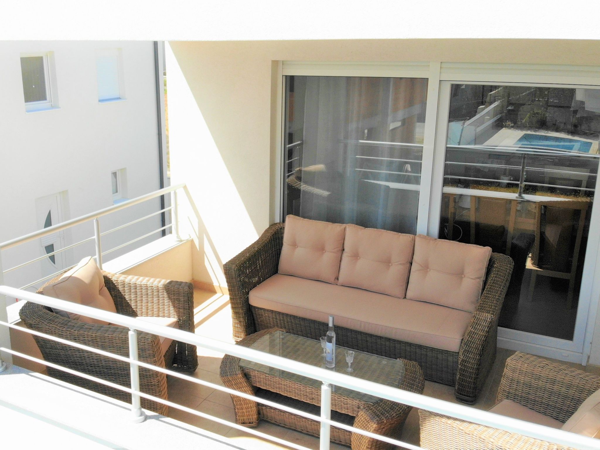 Bezaubernde Ferienwohnung mit gemeinsamem Pool-Drinnen