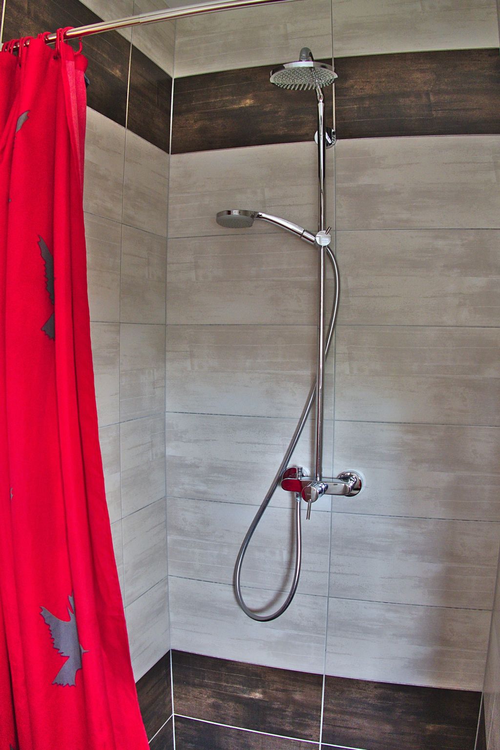 Bezaubernde Ferienwohnung mit gemeinsamem Pool-Drinnen