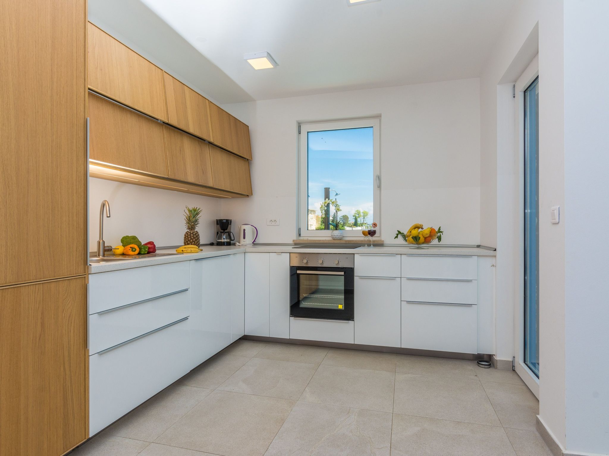 Strandvilla Miri Rose mit beheizbarem Pool-Dedans