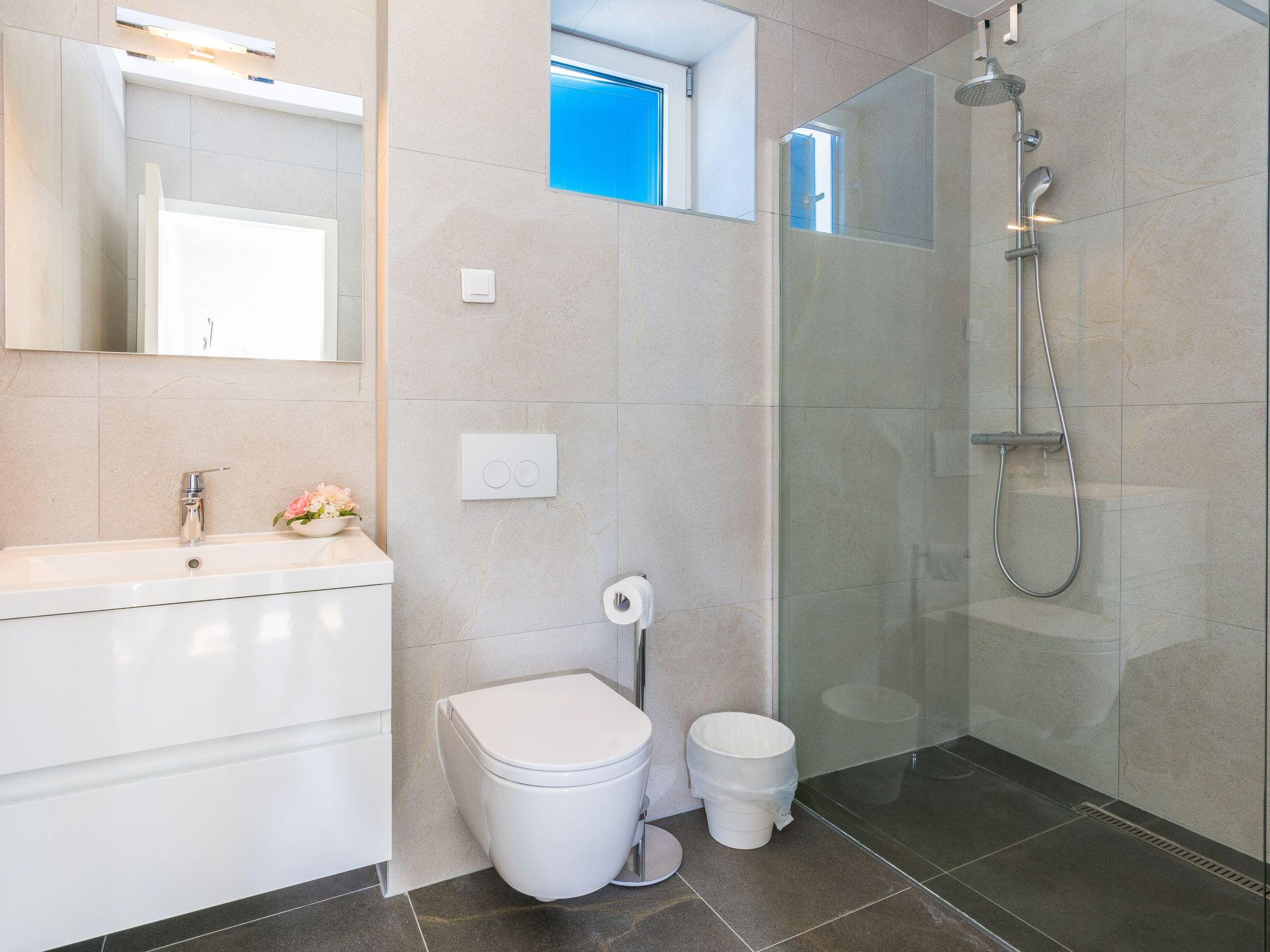 Strandvilla Miri Rose mit beheizbarem Pool-Dedans