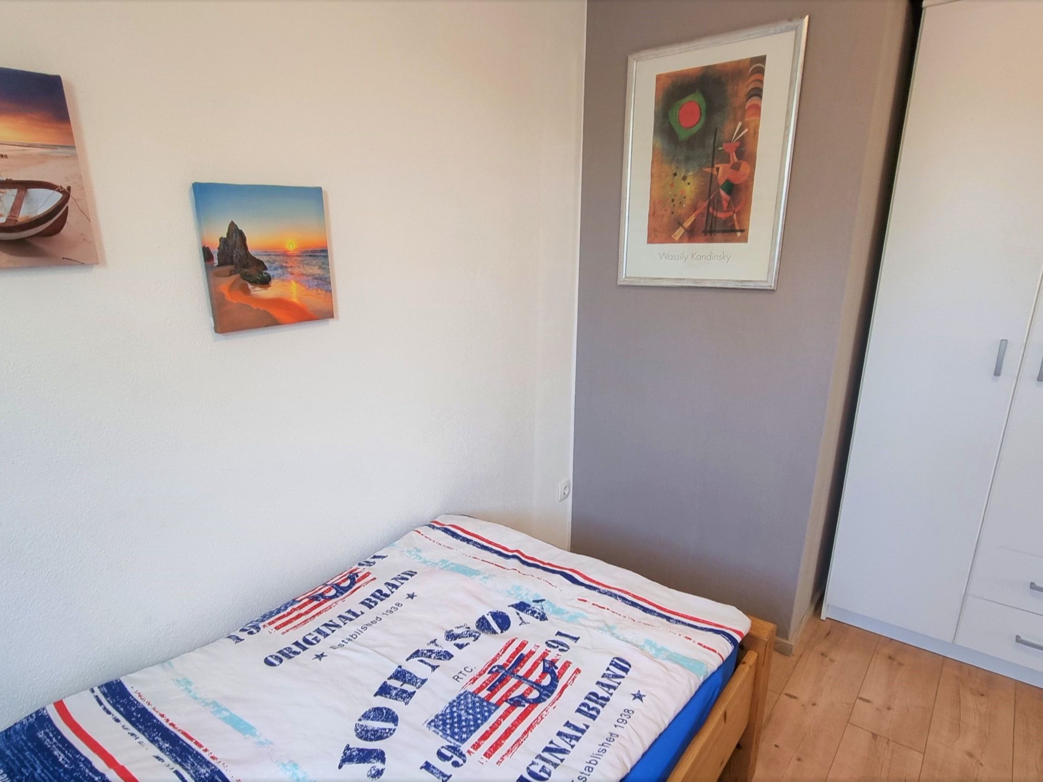 Erdgeschoss-Ferienwohnung mit Garten und Pool-Dedans