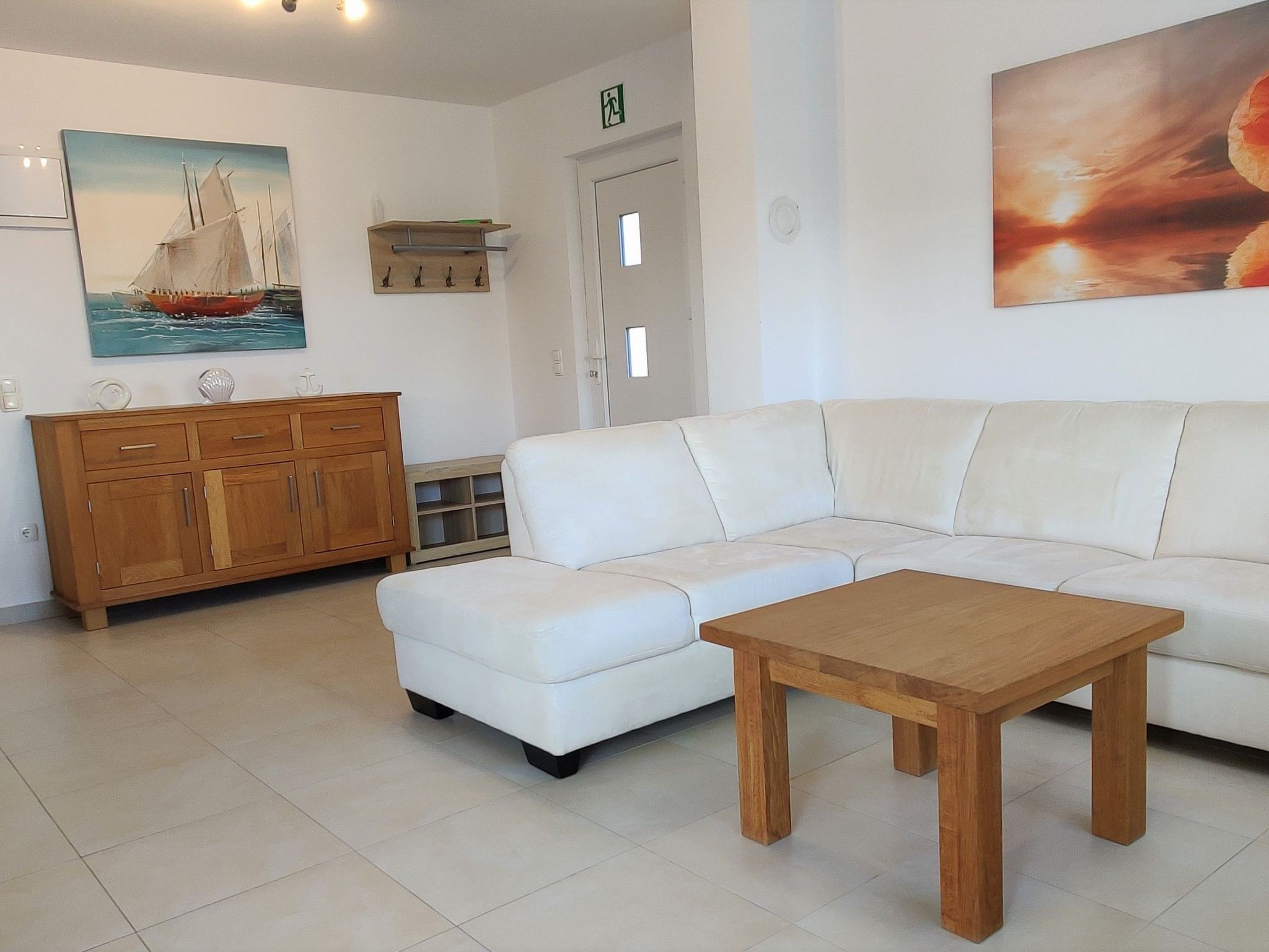 Erdgeschoss-Ferienwohnung mit Garten und Pool-Dedans