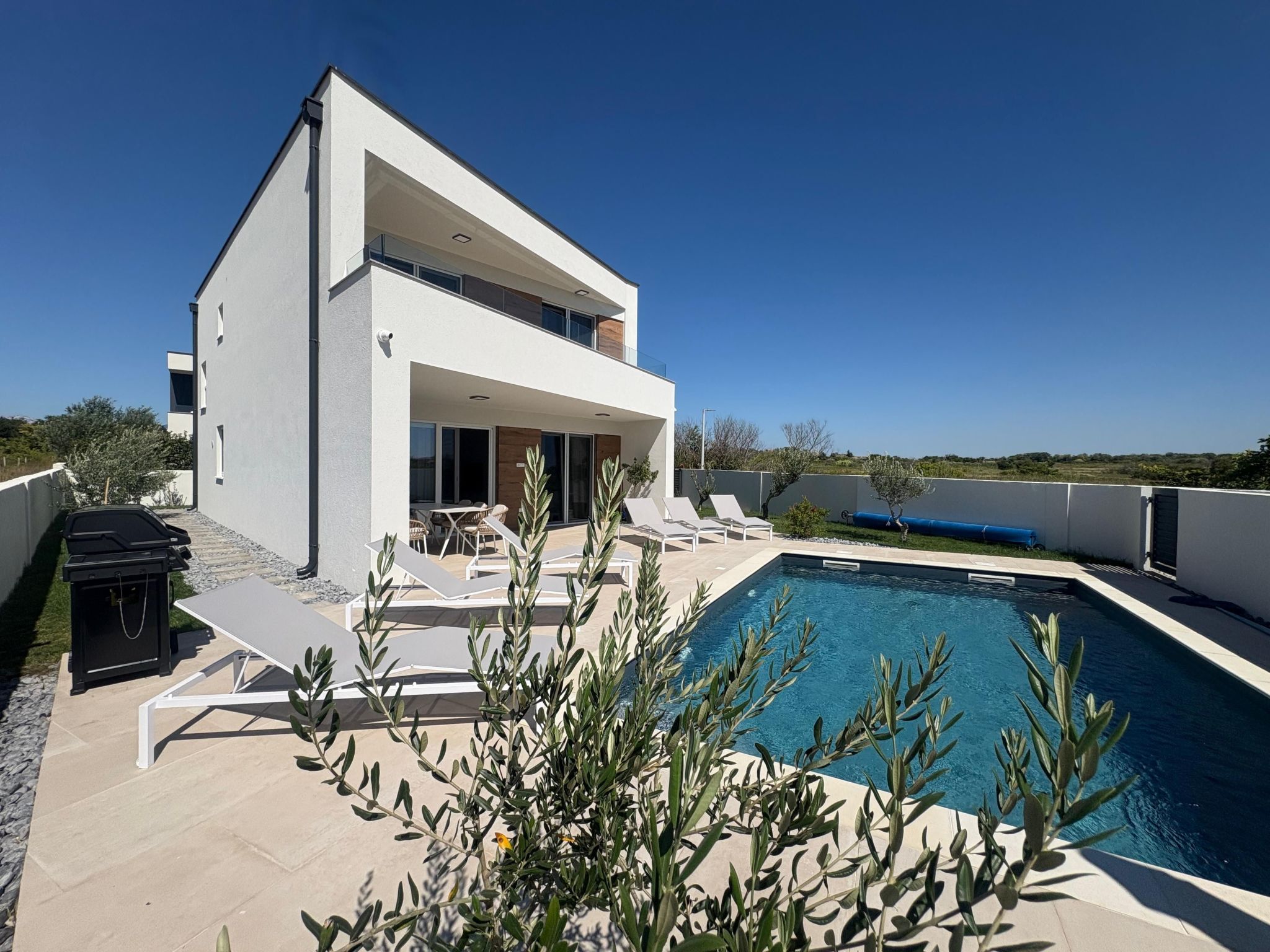 Ferienhaus mit umzäuntem Garten in Privlaka (Kroatien) und 1 Hund erlaubt