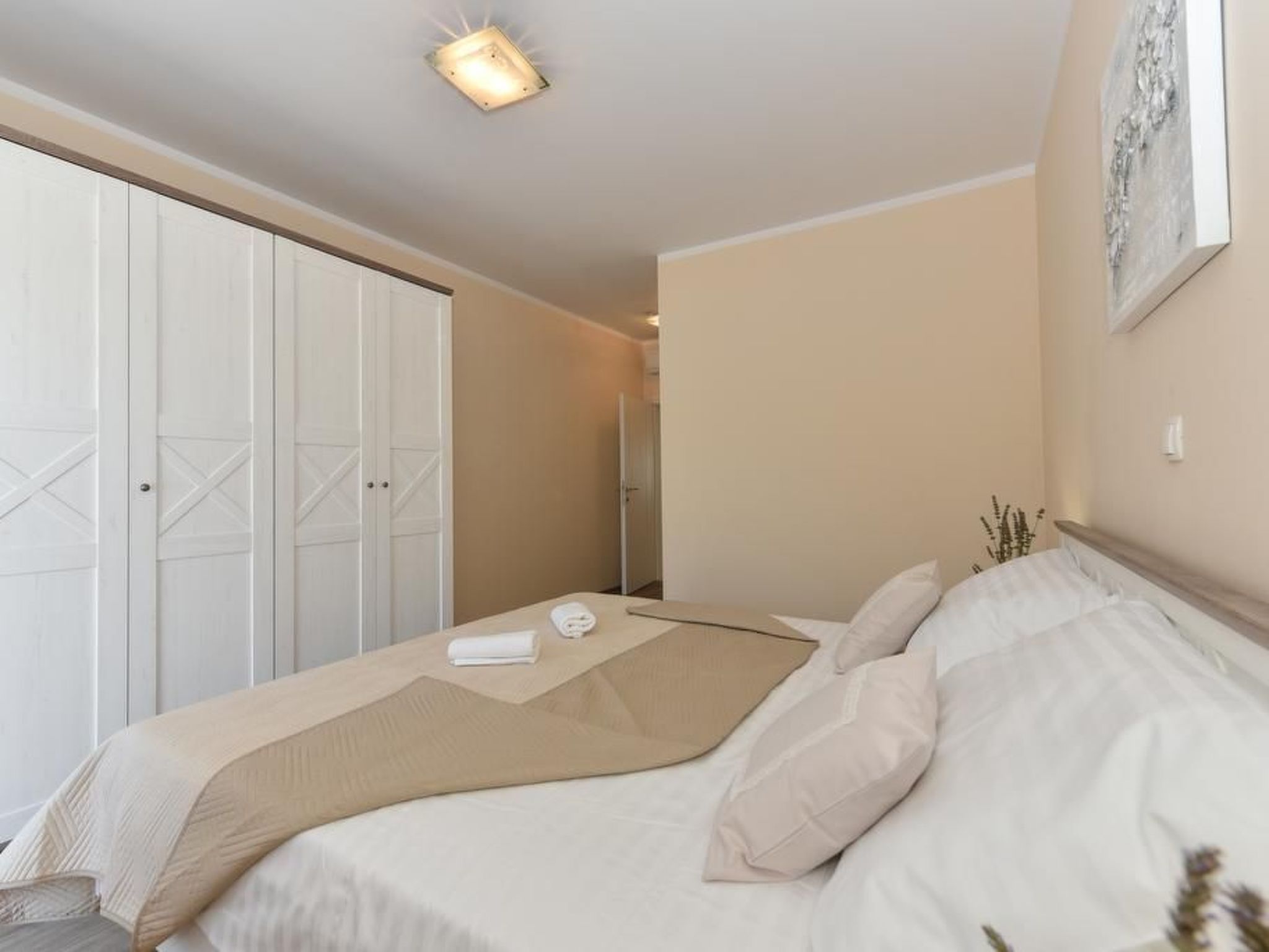 Villa mit Garten, Grill und Terrasse