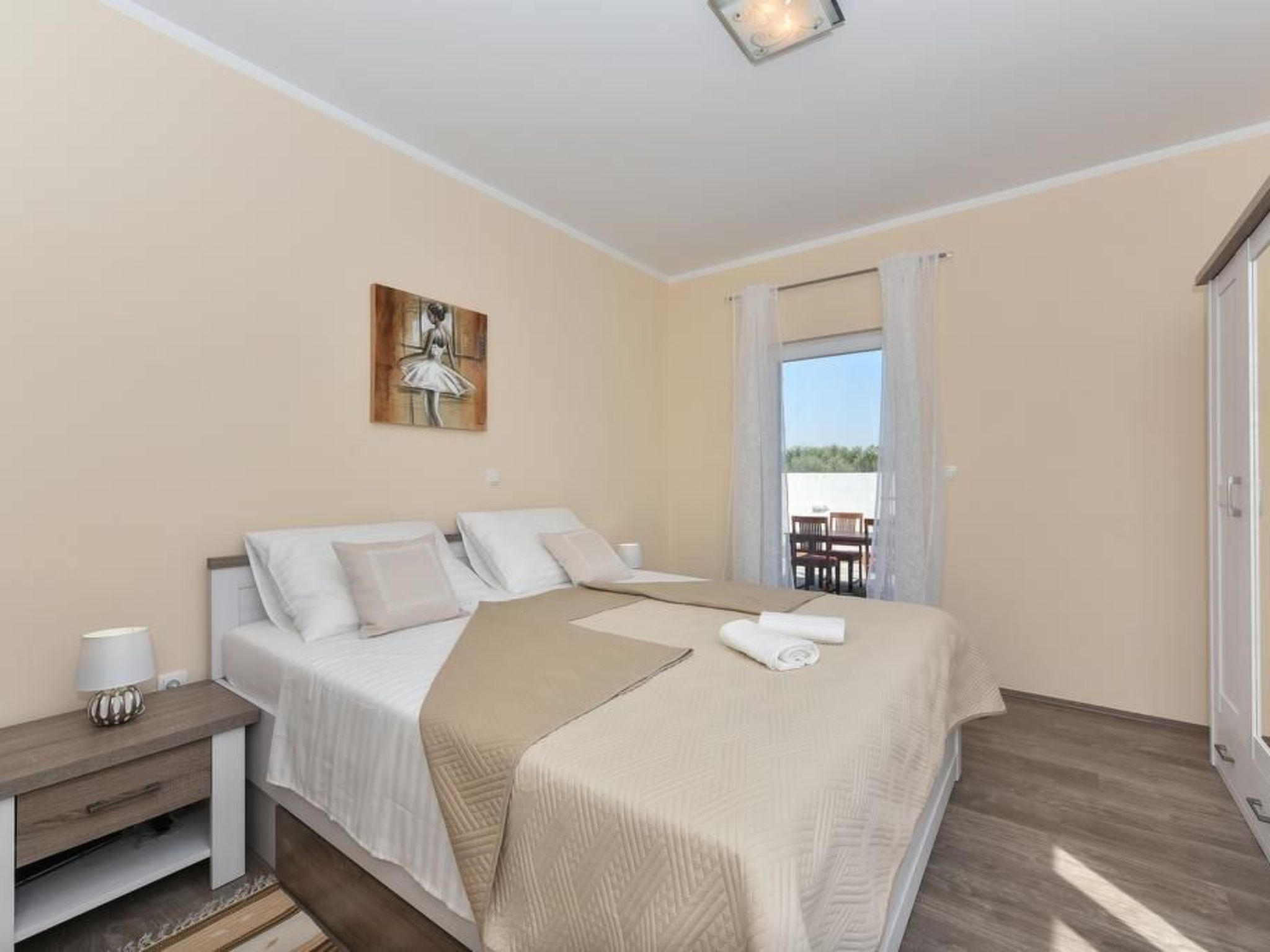 Villa mit Garten, Grill und Terrasse-Image-tags.info