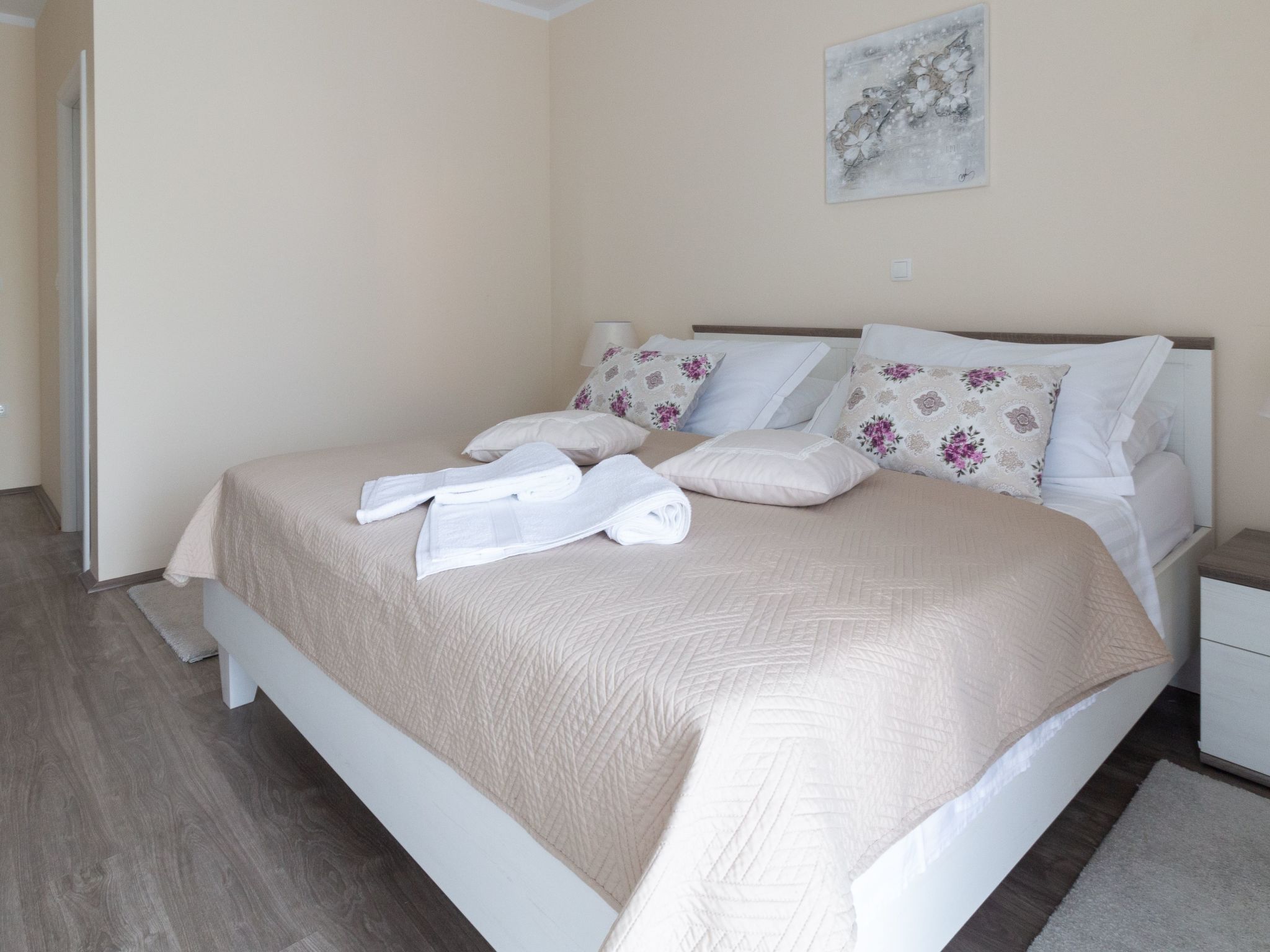 Villa mit Garten, Grill und Terrasse-Image-tags.info