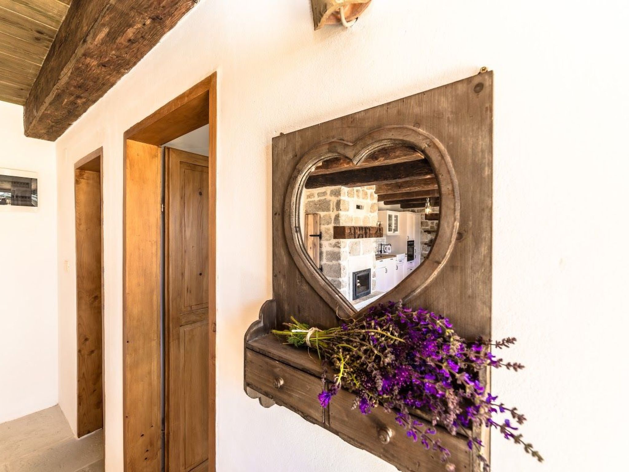 "Lipa" mit Schwimmbad-Image-tags.info