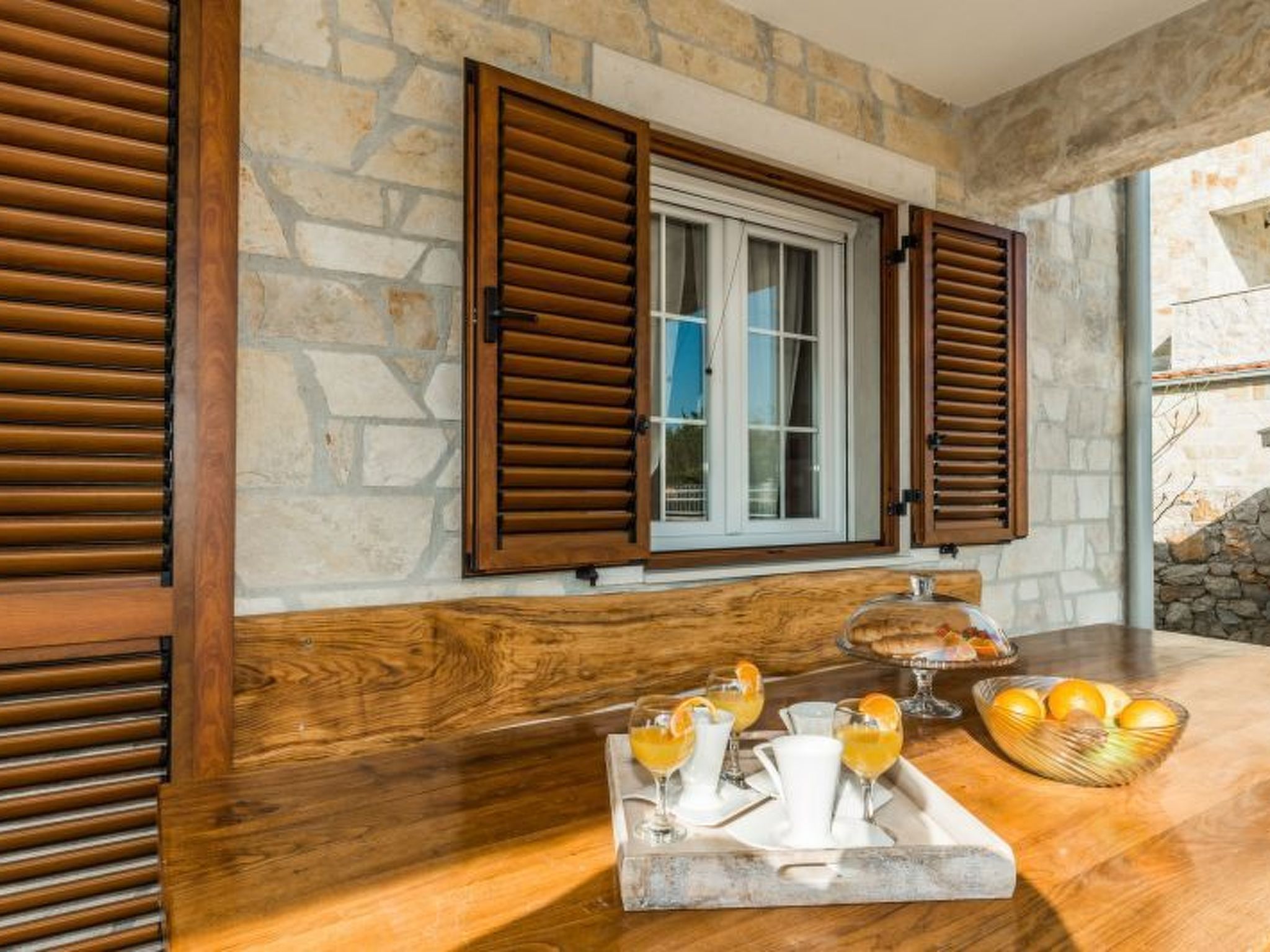 Villa mit beheiztem Pool, schöne Aussicht, Strandnähe-Image-tags.info