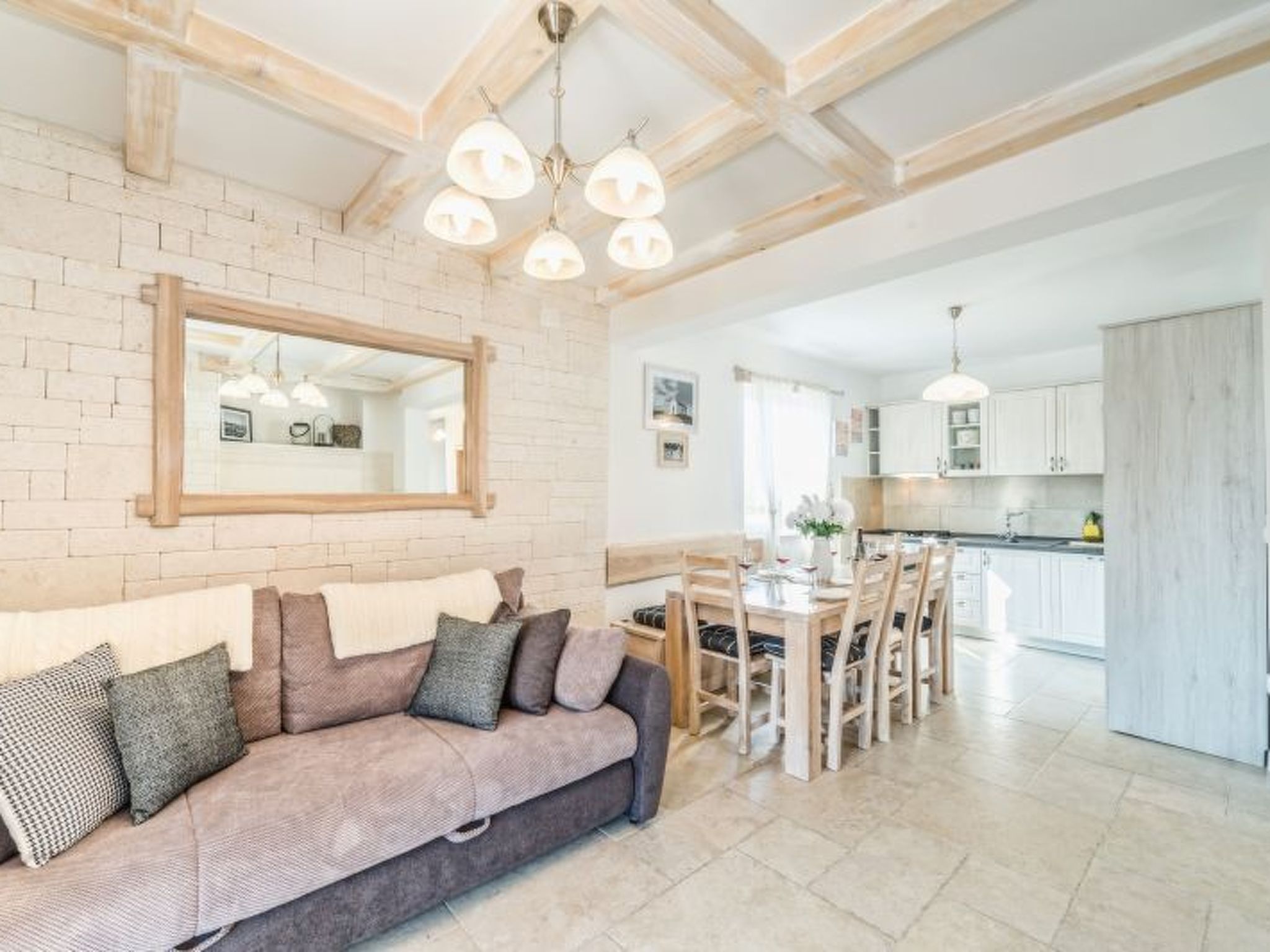 Villa mit beheiztem Pool, schöne Aussicht, Strandnähe-Image-tags.info