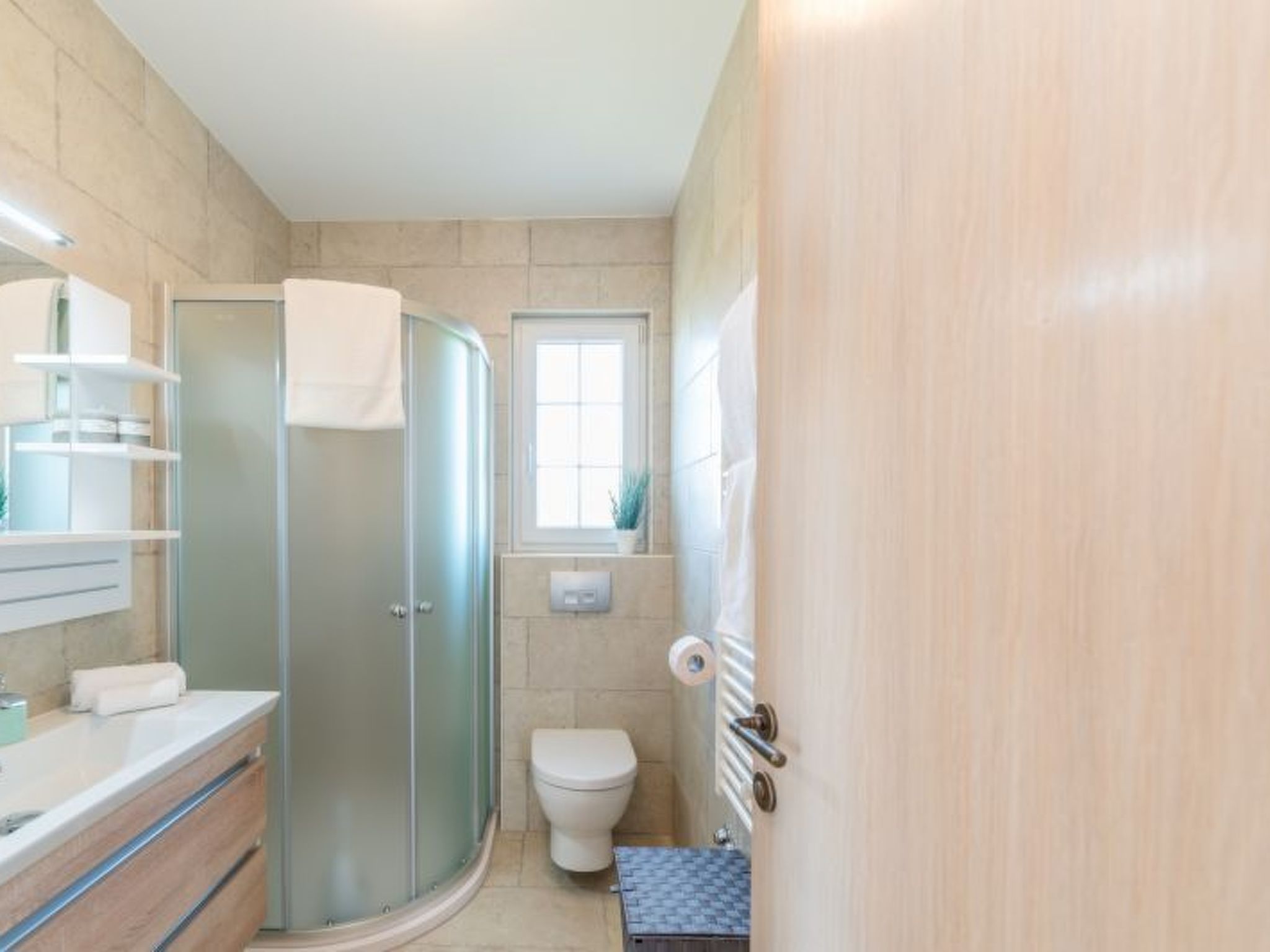 Villa mit beheiztem Pool, schöne Aussicht, Strandnähe-Image-tags.info