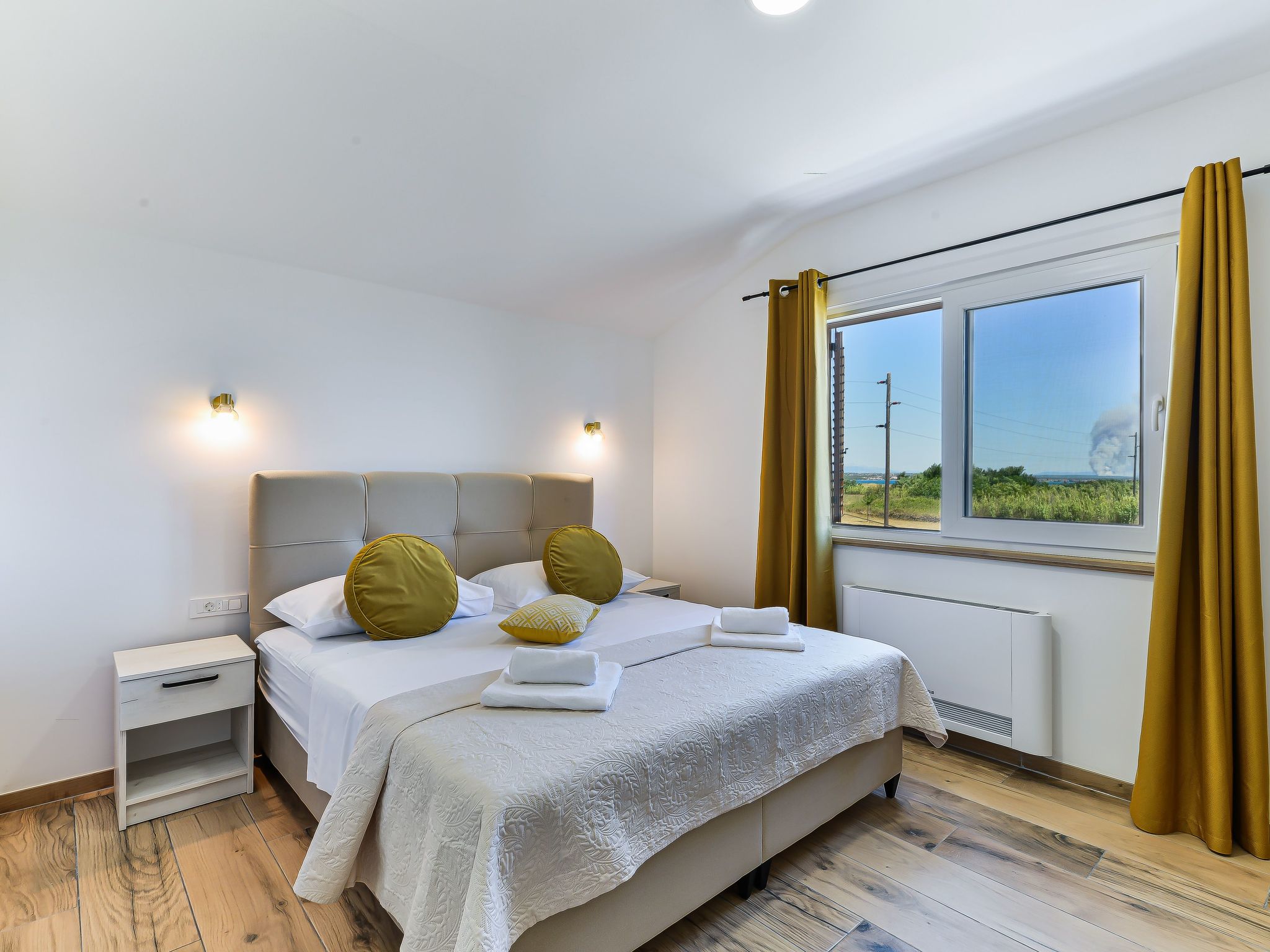 Neue Luxusvilla mit Schwimmbad, Sauna-Image-tags.info