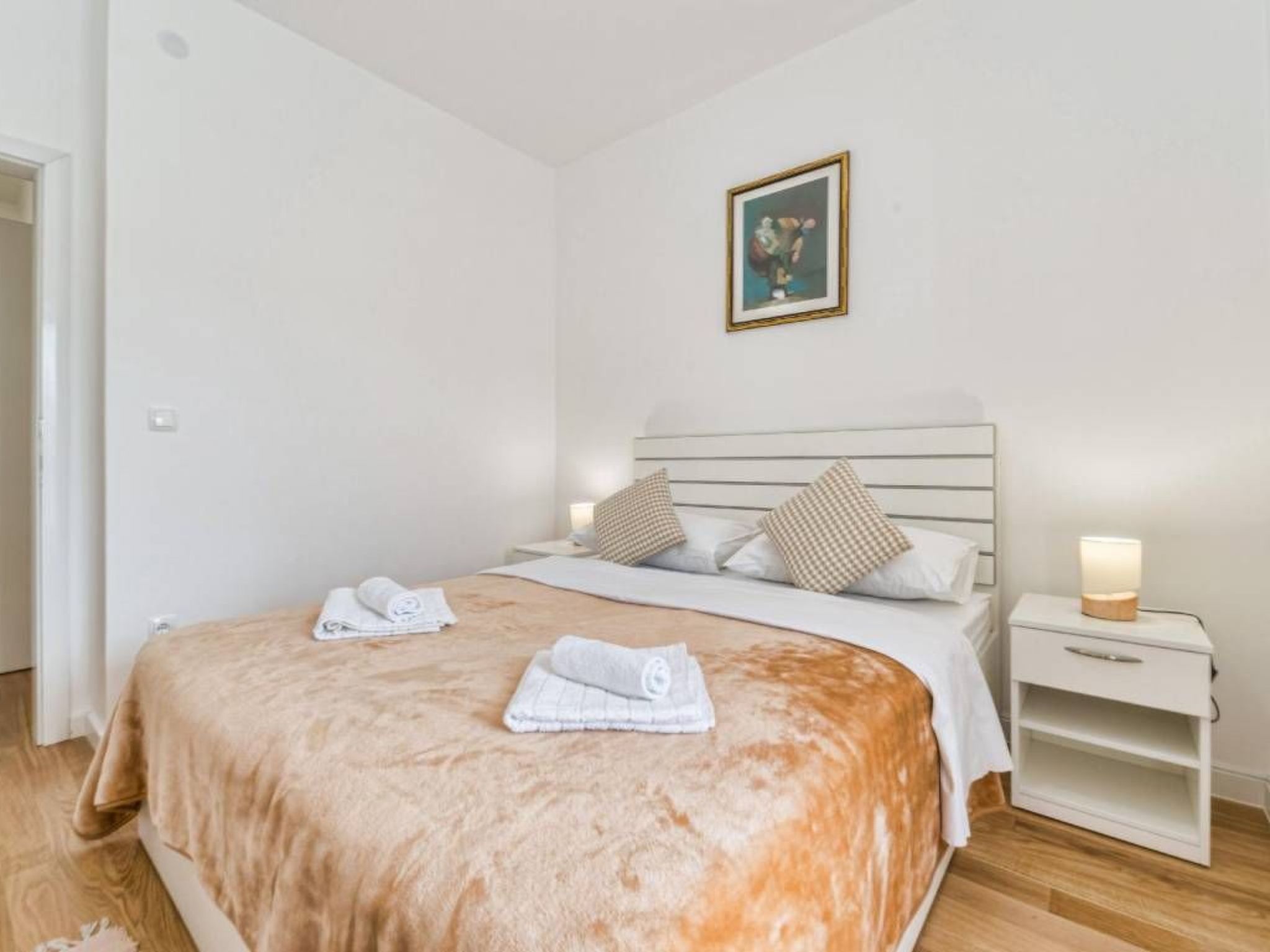 Strandhaus mit Pool in Meeresnähe-Image-tags.info