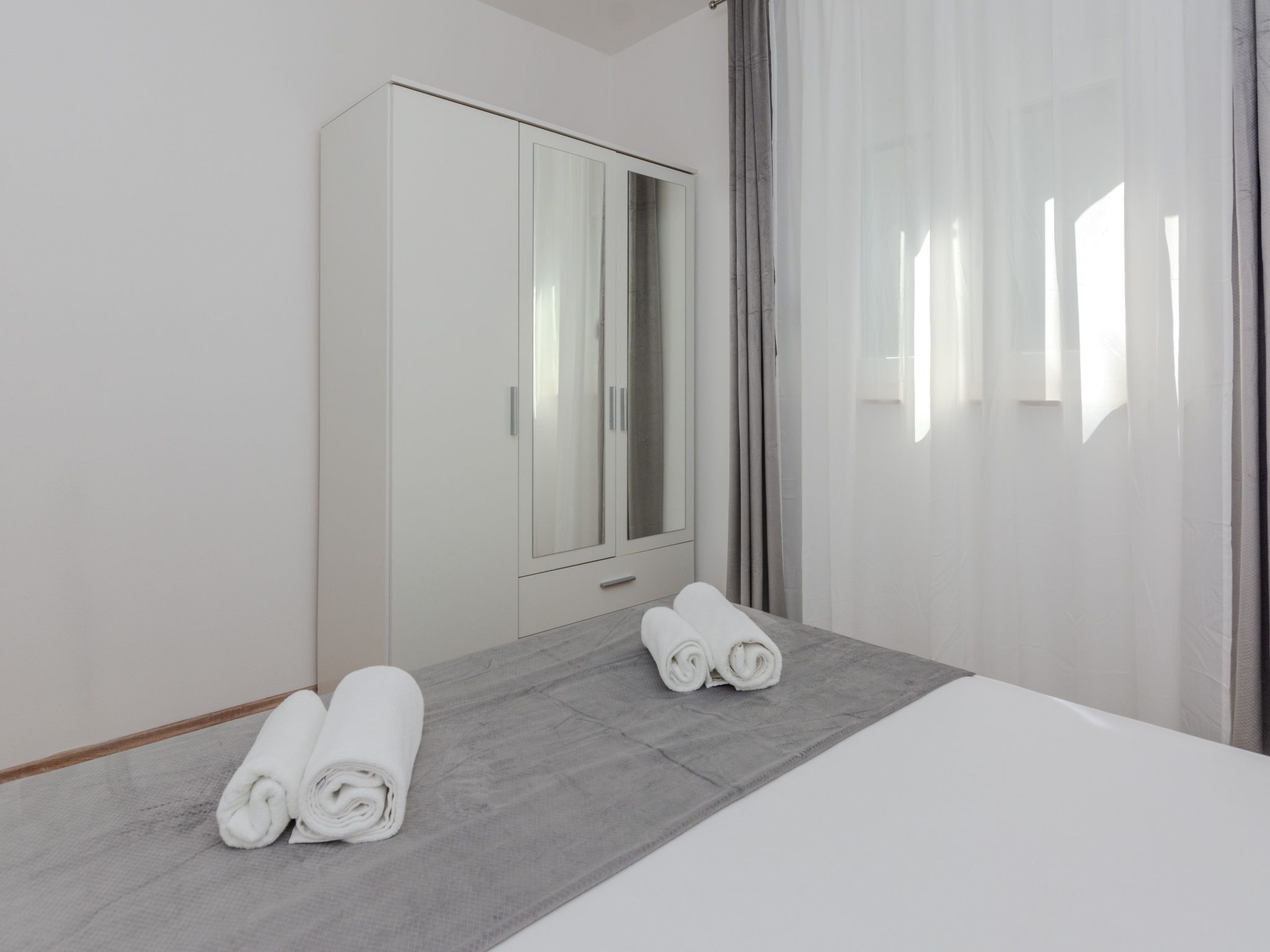 Holiday home Ella-Image-tags.info