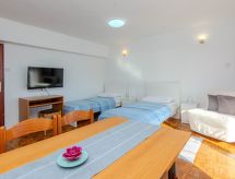 Appartement Kurta 1: sfeervol appartement op 20 meter van zee in Privlaka - thumbnail 5