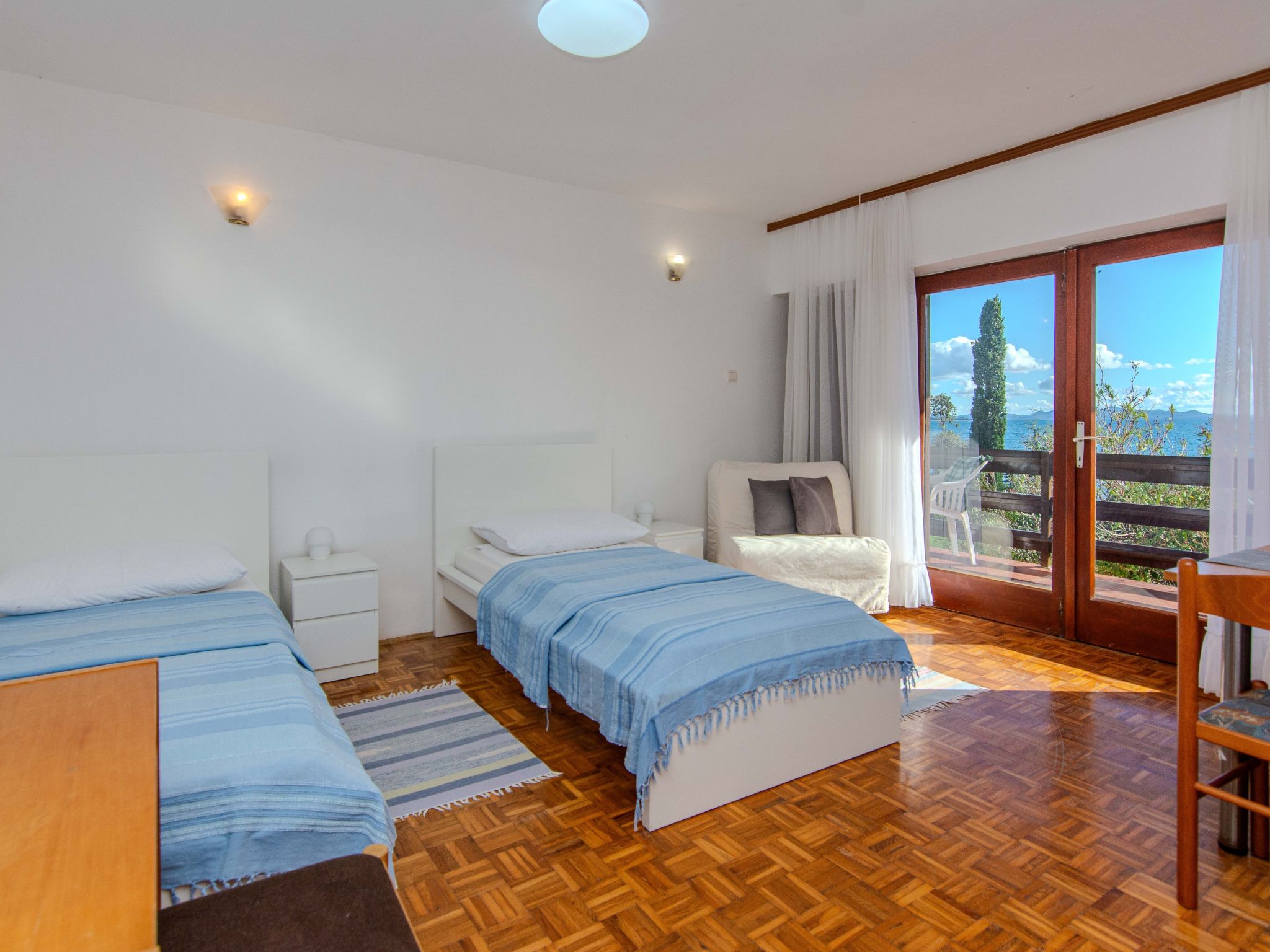 Apartment Kurta 1-Image-tags.info