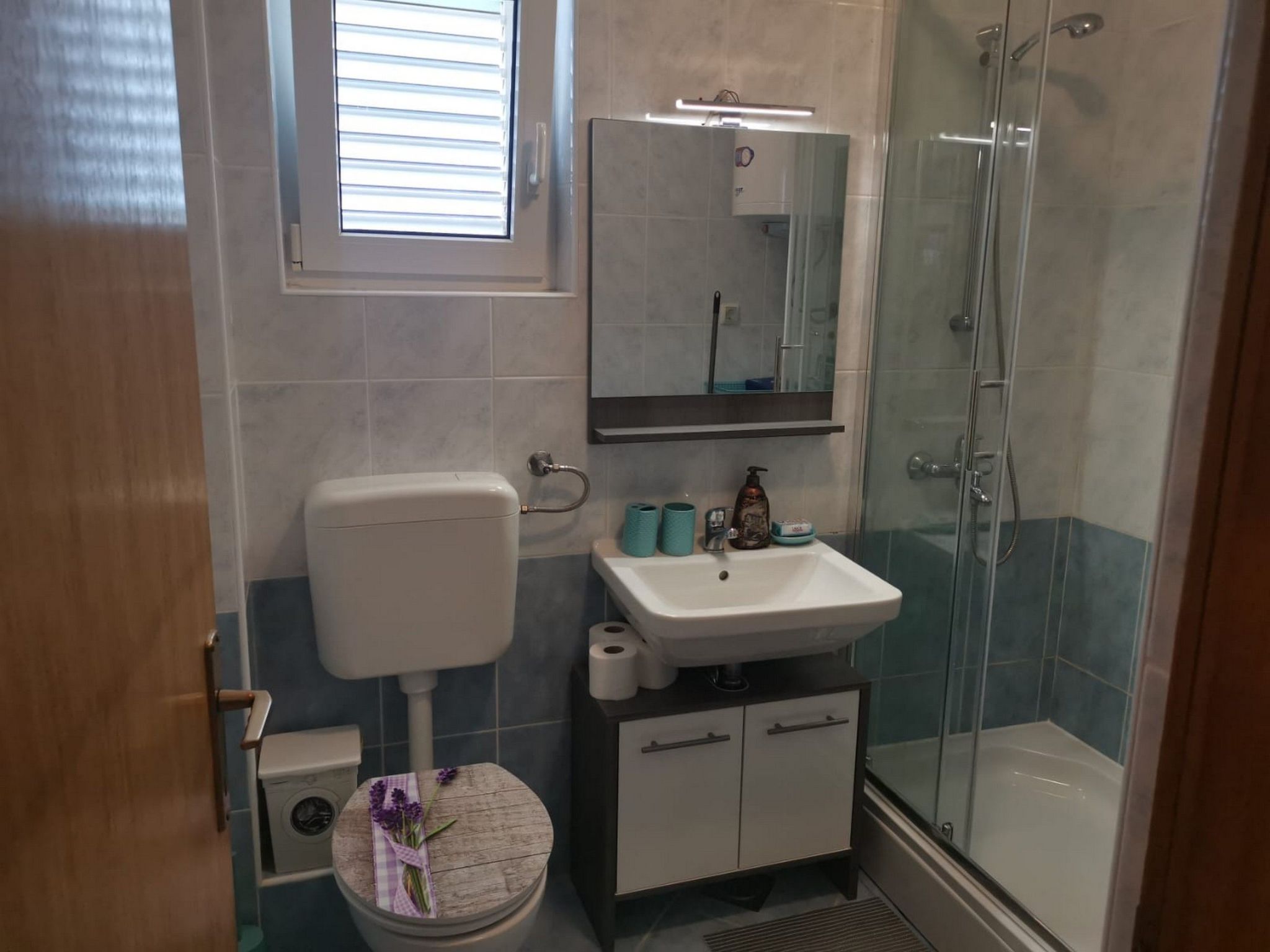 Apartment Koprivnjak 1-Image-tags.info