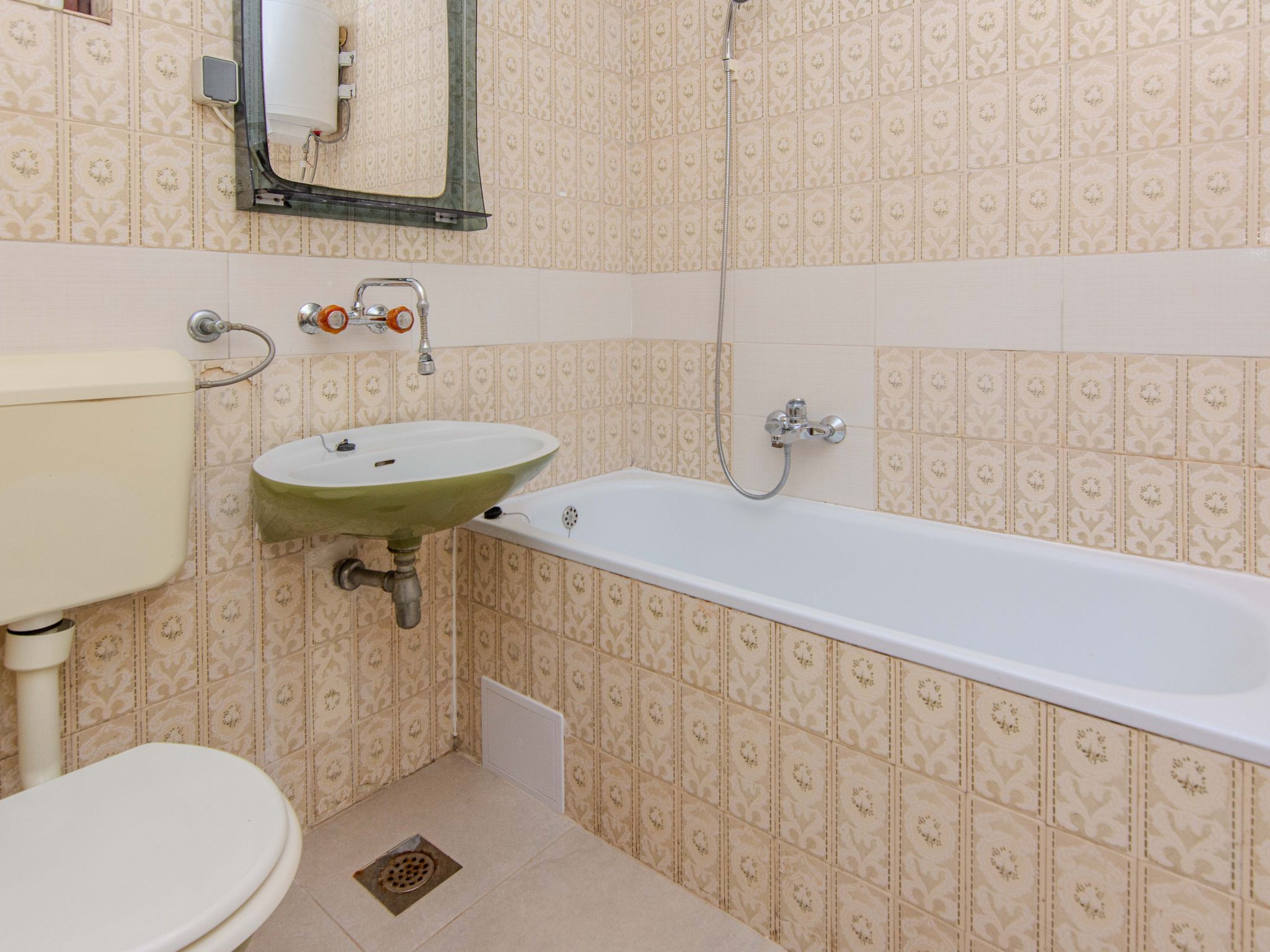 Apartment Kurta 2-Image-tags.info