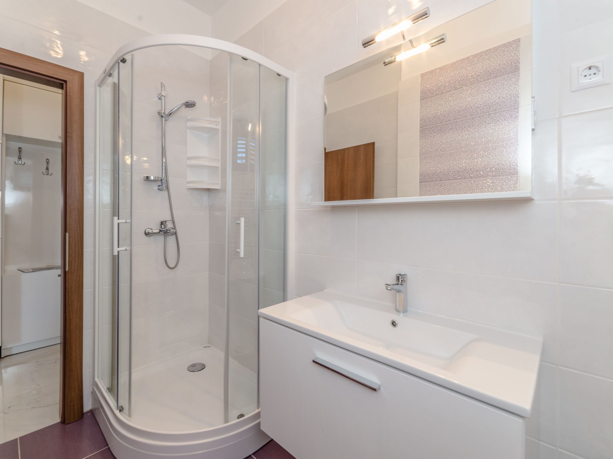 Grbic 3-Image-tags.info