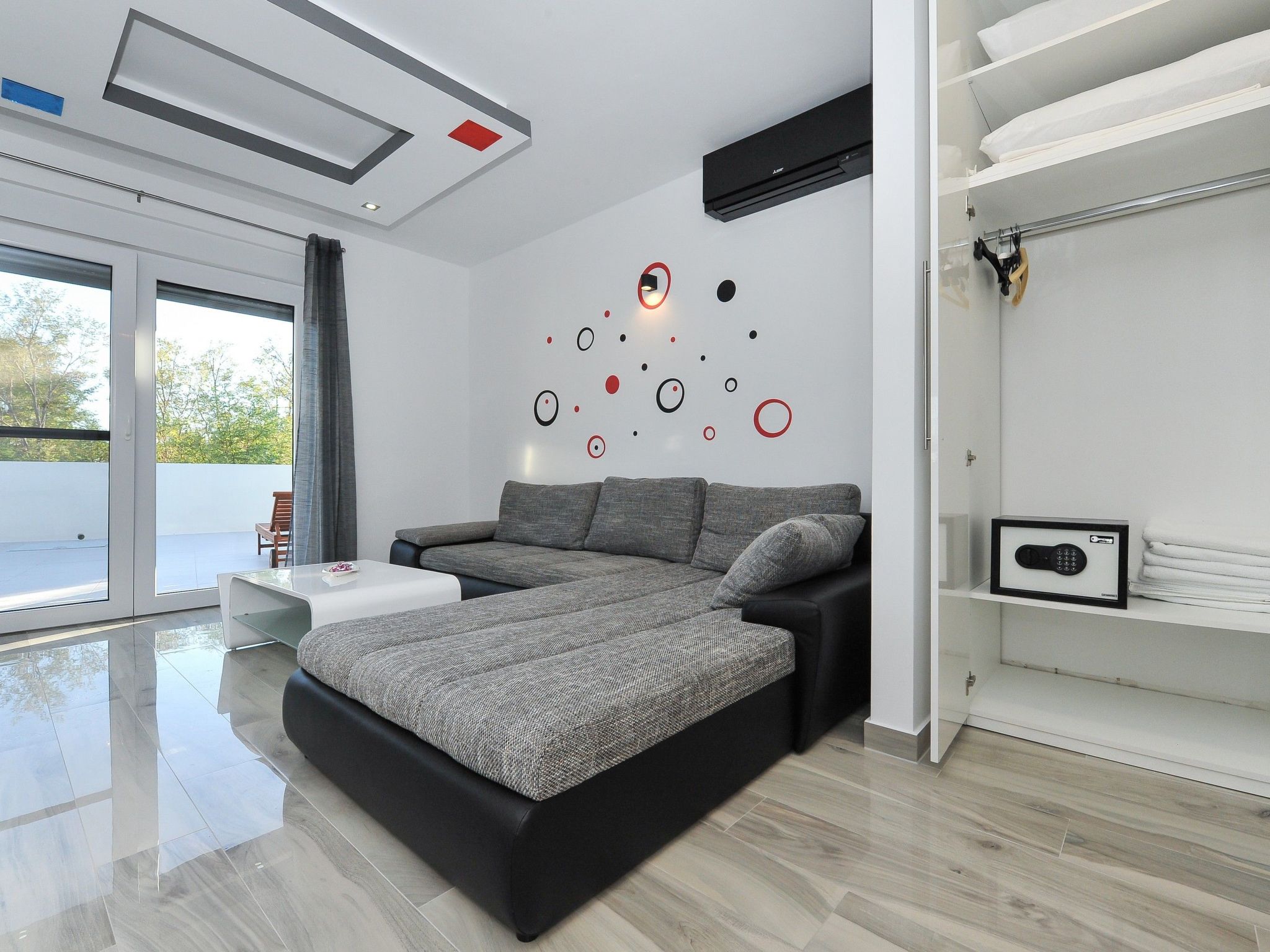 Villa Ledinko-Image-tags.info