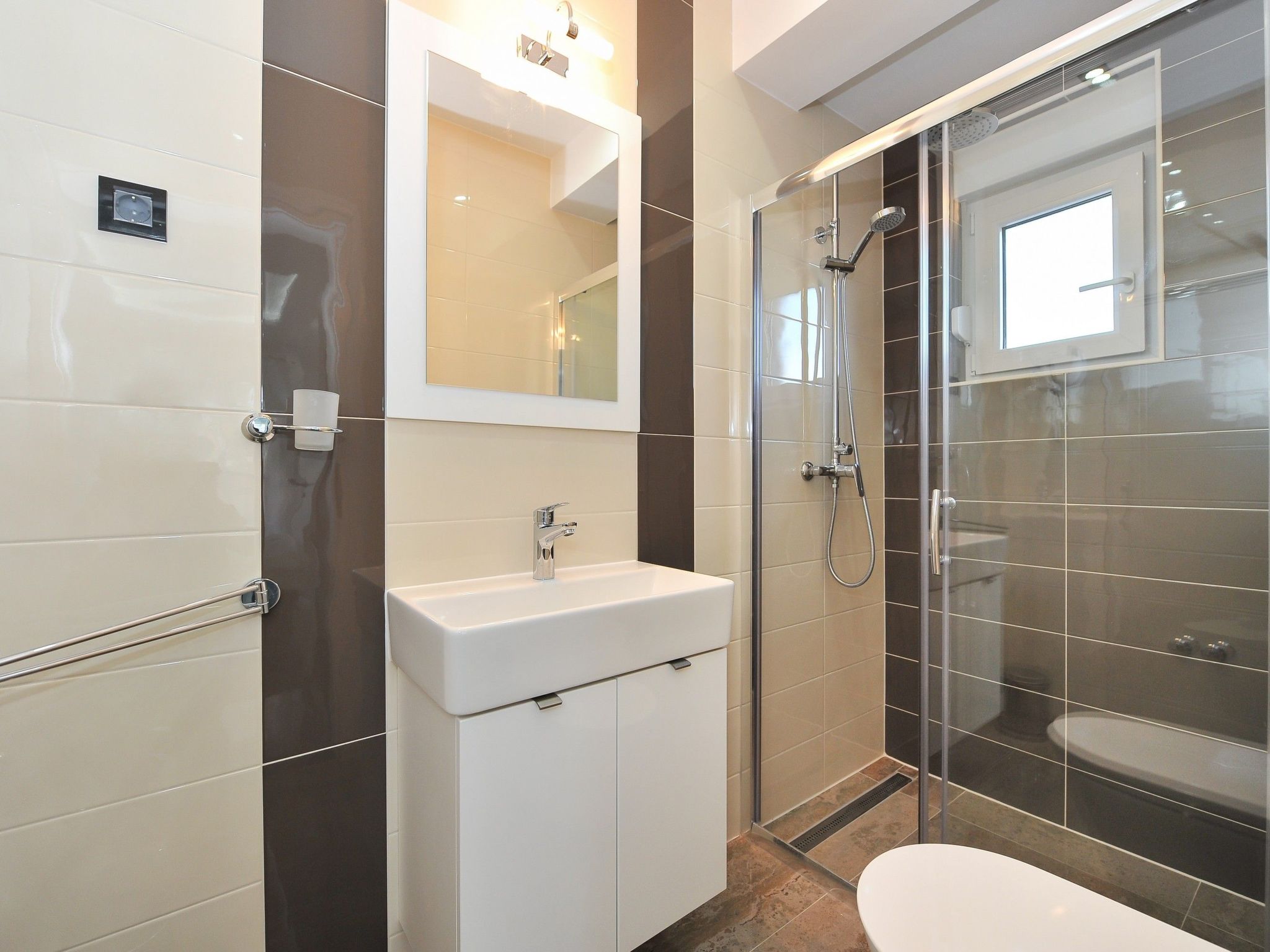 Villa Ledinko-Image-tags.info