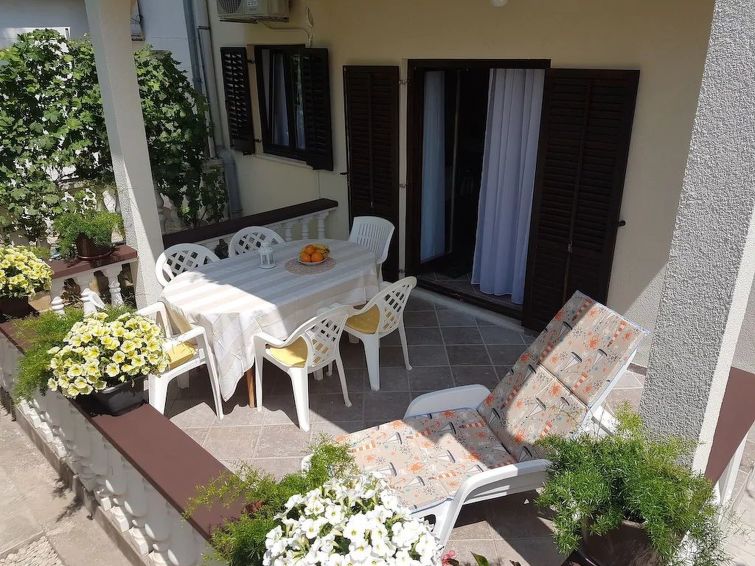Komfortable Wohnung In Der Nähe Des Sandstrandes - Privlaka