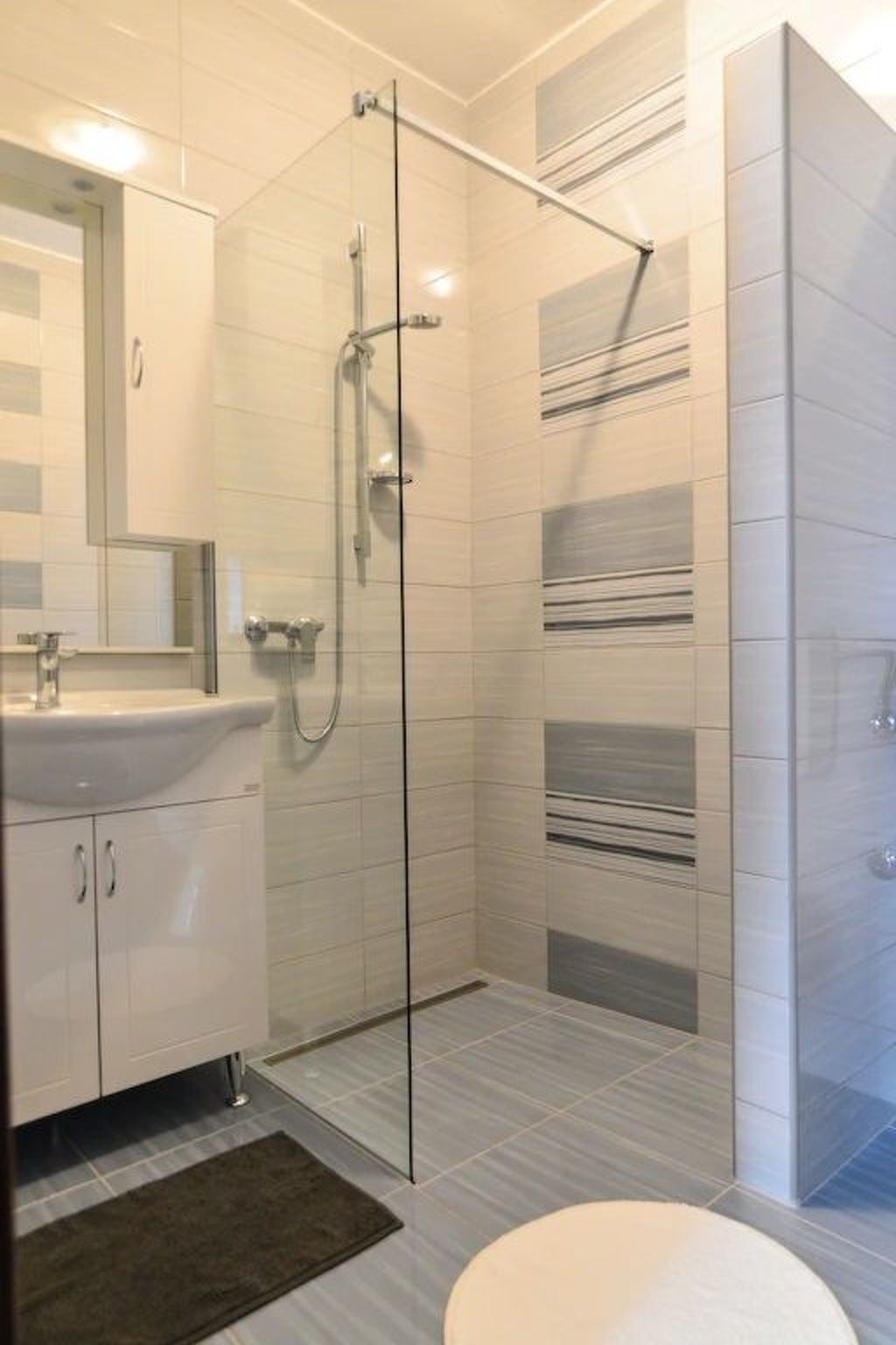 Komfortable Wohnung in der Nähe des Sandstrandes-Image-tags.info