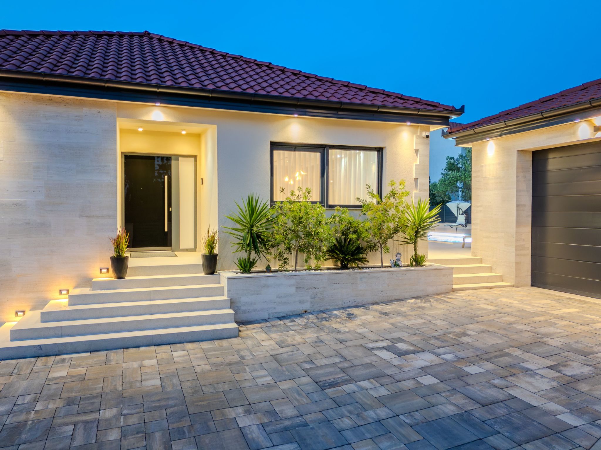 Villa Ballat-Image-tags.info