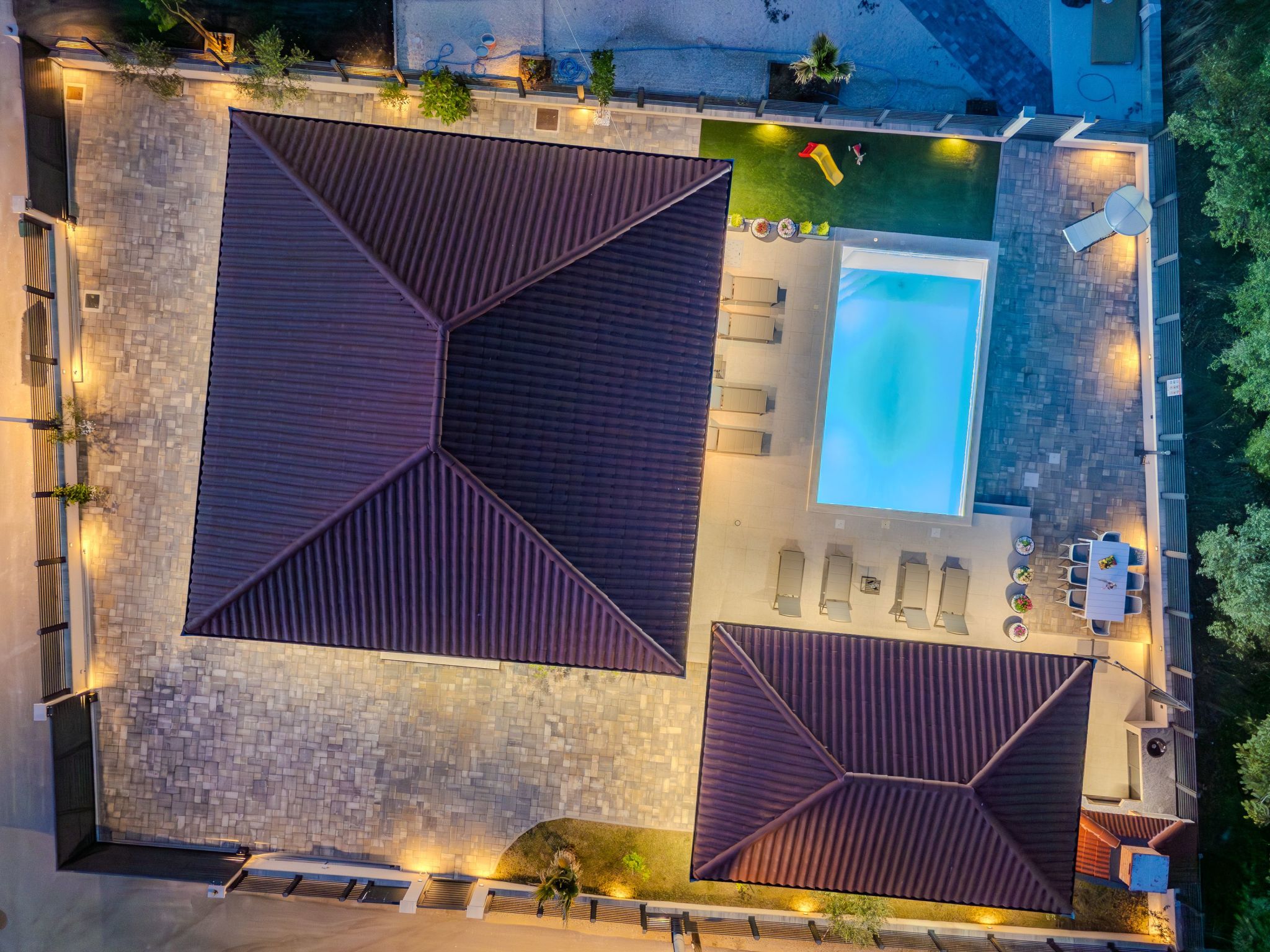 Villa Ballat-Image-tags.info