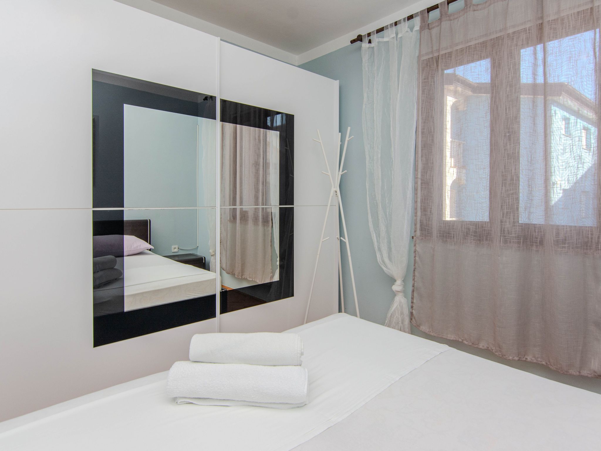 Holiday home Suric-Image-tags.info