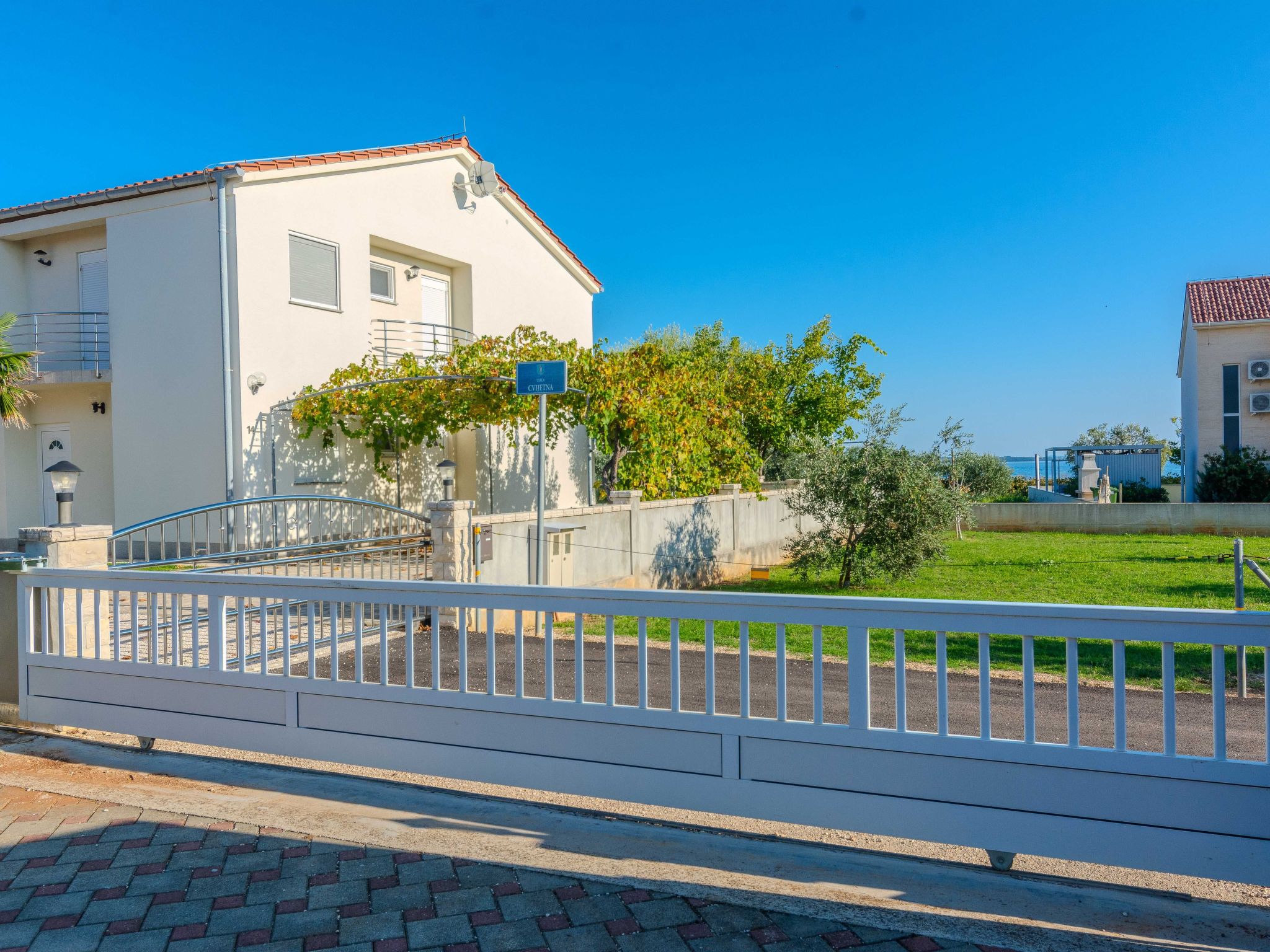 Holiday home Suric-Image-tags.info