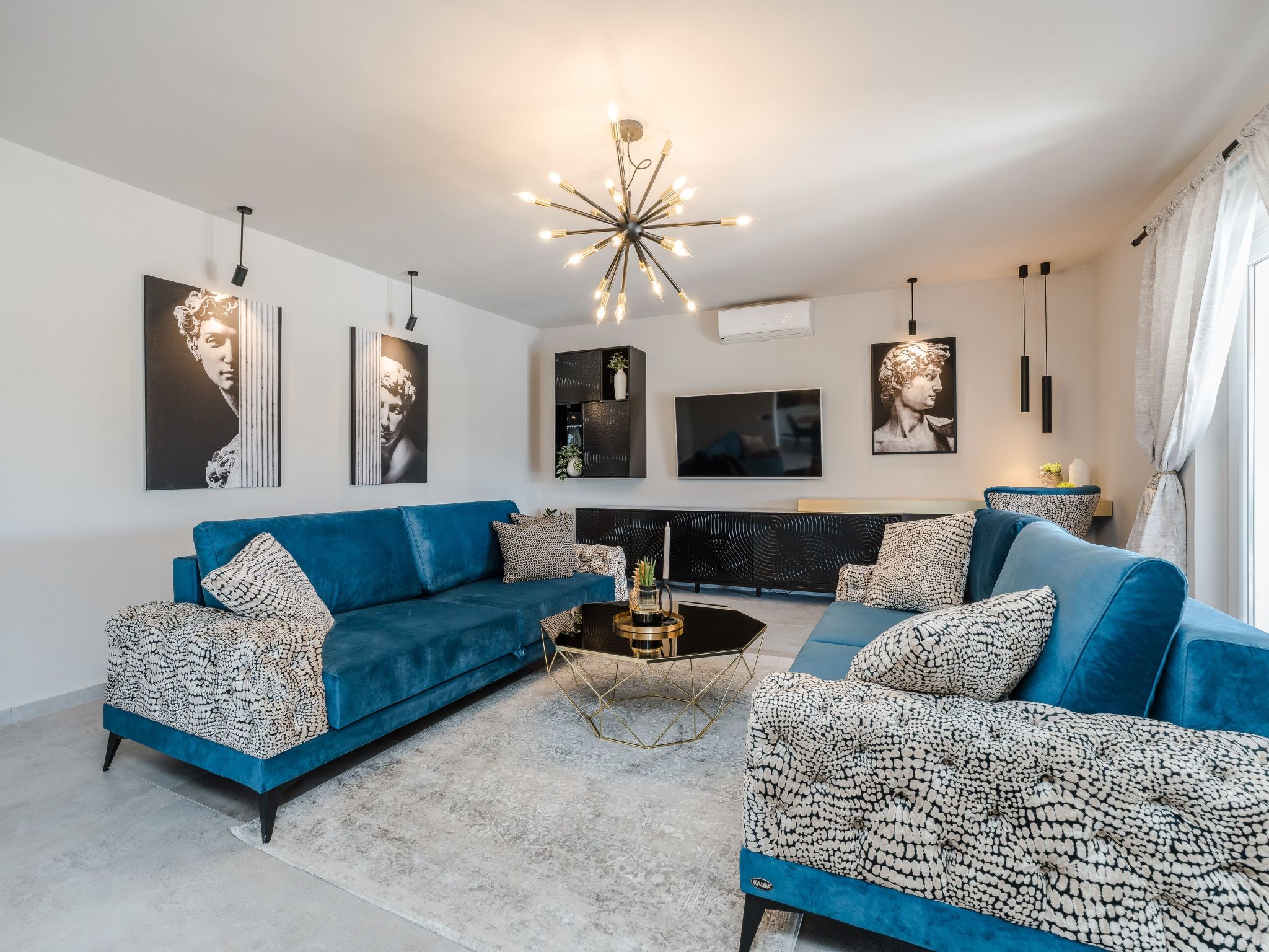 Villa Paula-Image-tags.info