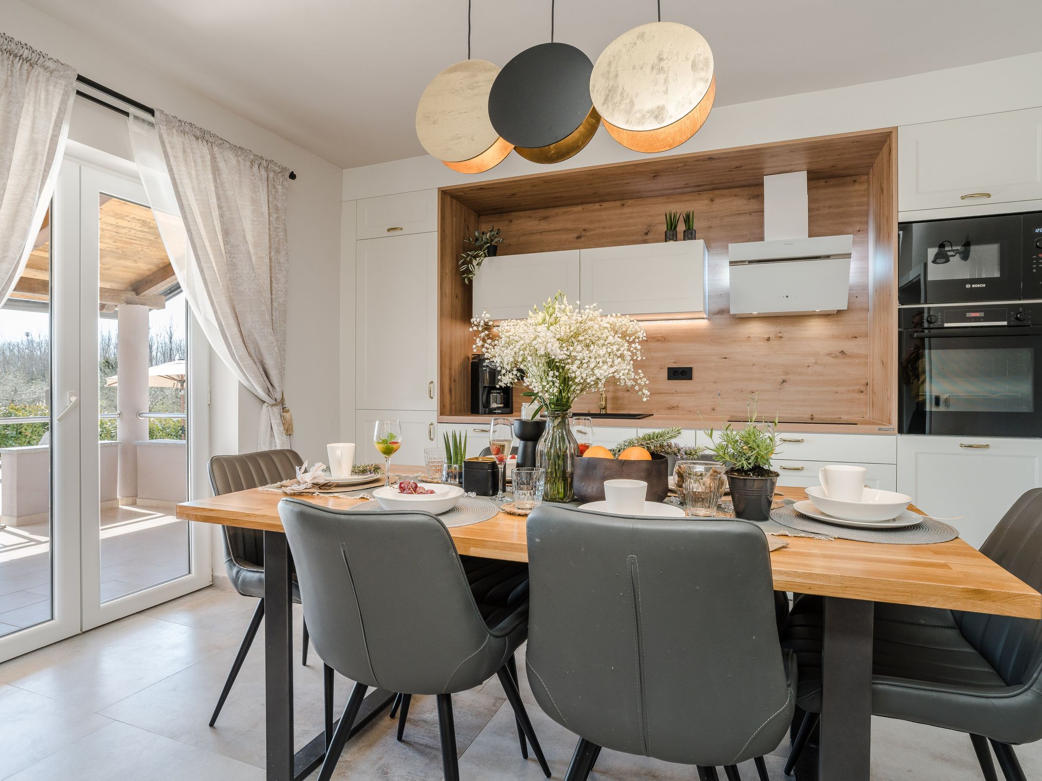 Villa Paula-Image-tags.info