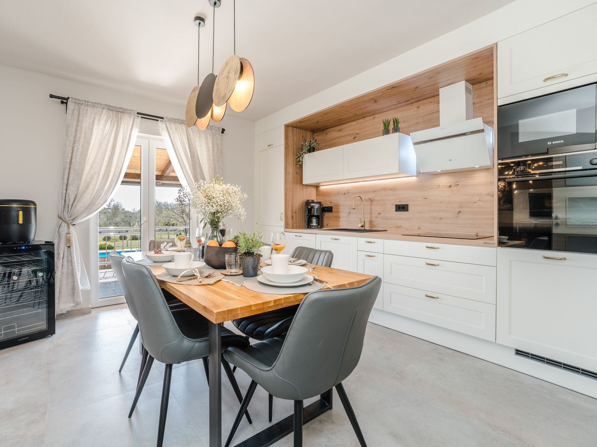 Villa Paula-Image-tags.info