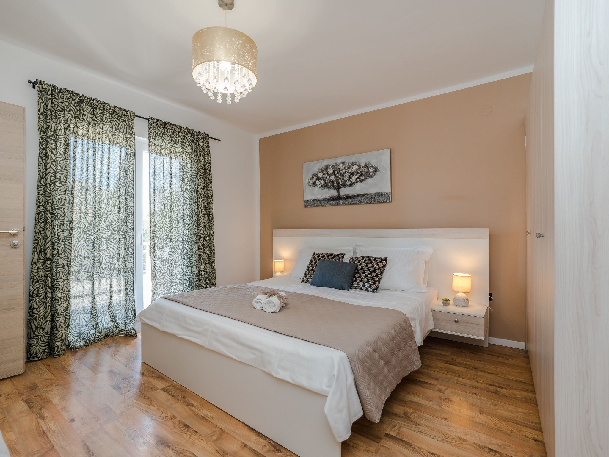 Villa Paula-Image-tags.info