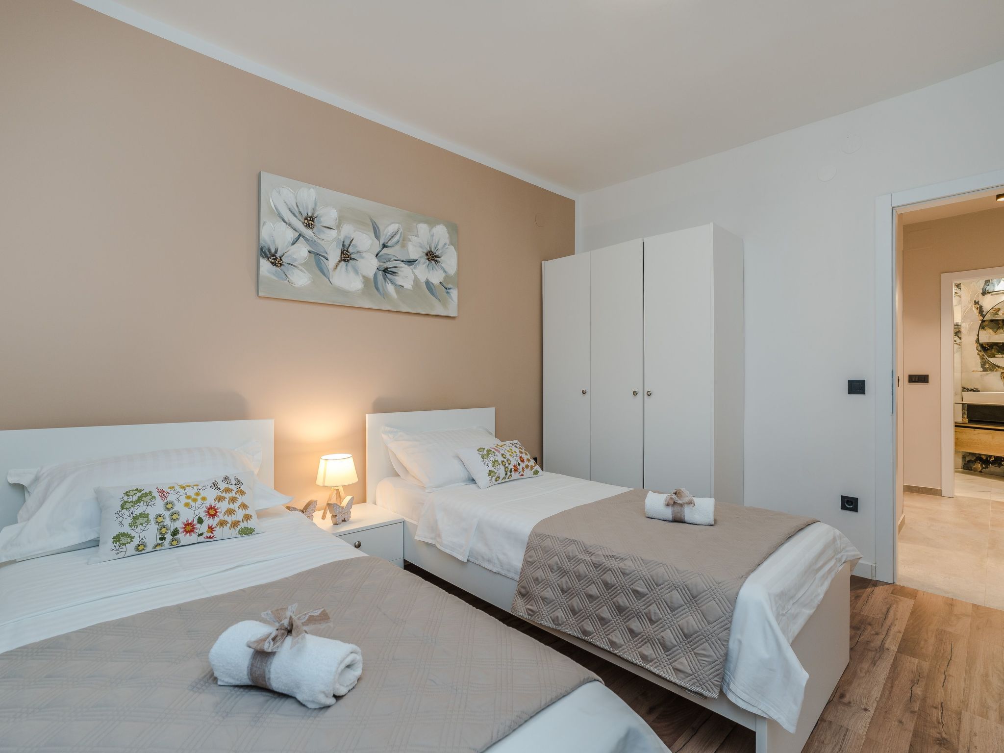 Villa Paula-Image-tags.info