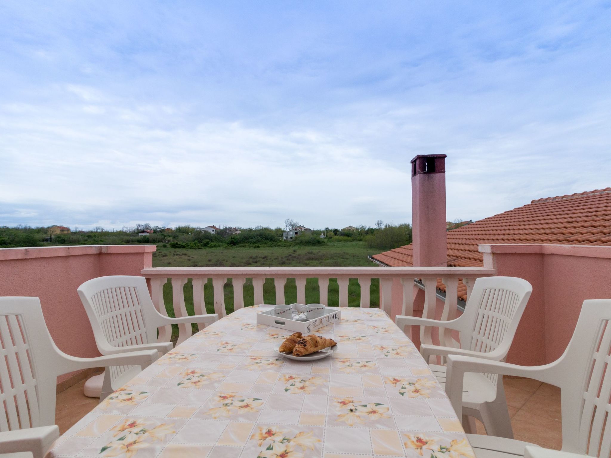 Wohnung Nikol mit großem Garten- TA Leut Agency — Terrace (2 of 19)