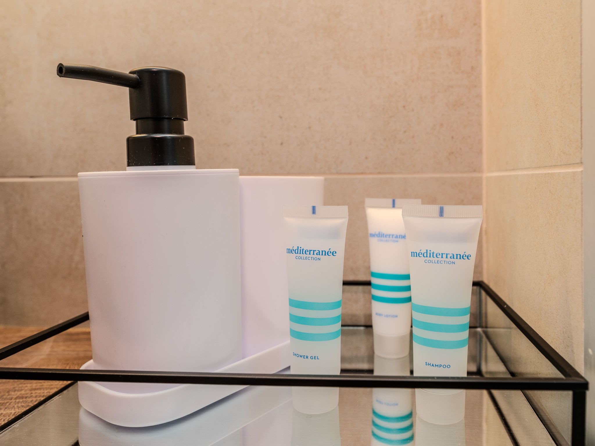 Neue Luxusvilla mit Pool - Agentur TA Leut-Drinnen