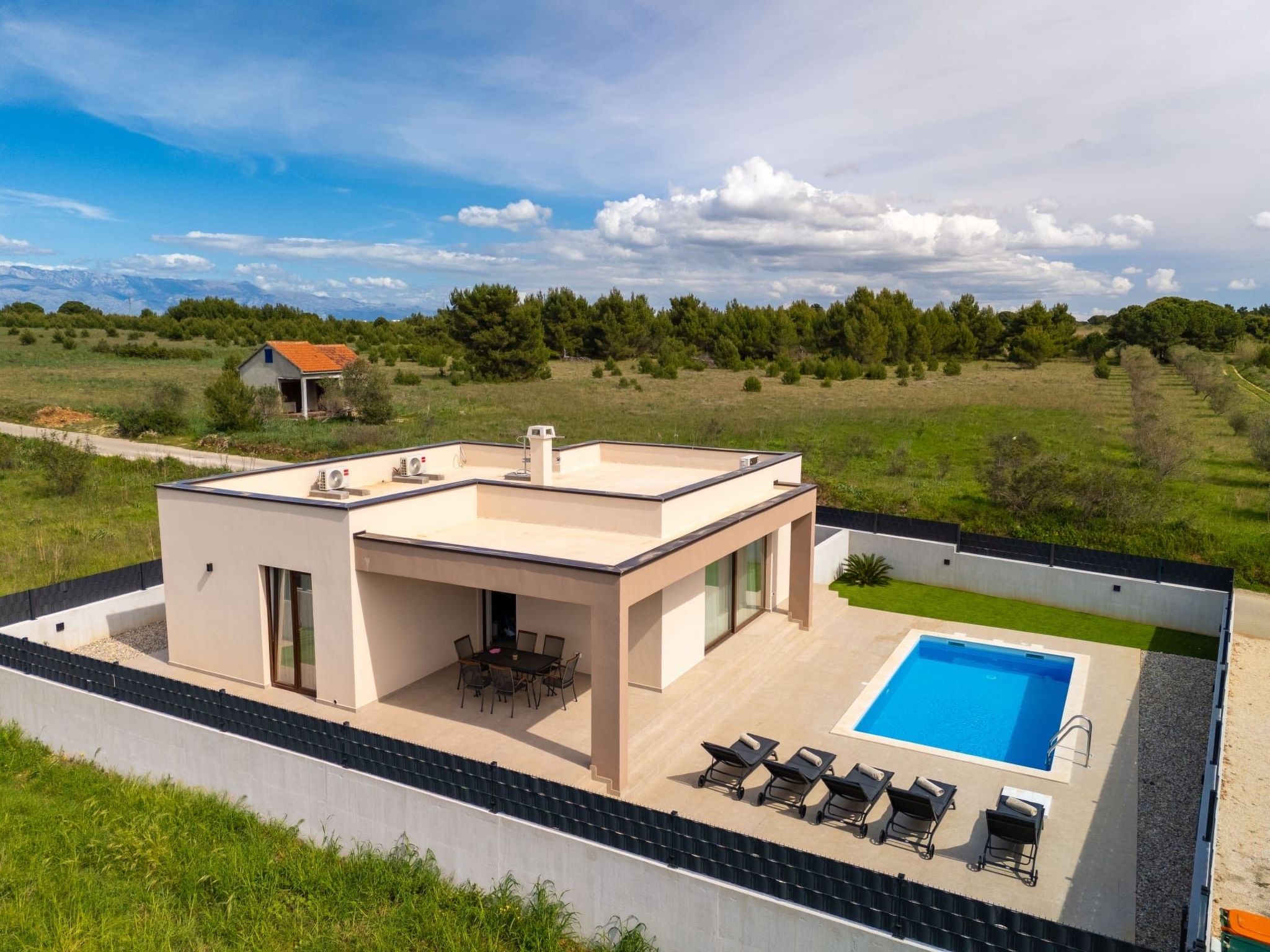 NEU - Ferienhaus Nina mit Pool - Agentur TA Leut-Drinnen