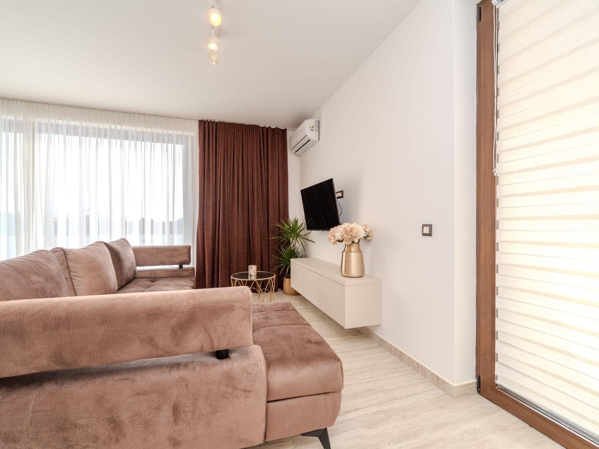 NEU - Ferienhaus Nina mit Pool - Agentur TA Leut — Living Room (5 of 33)
