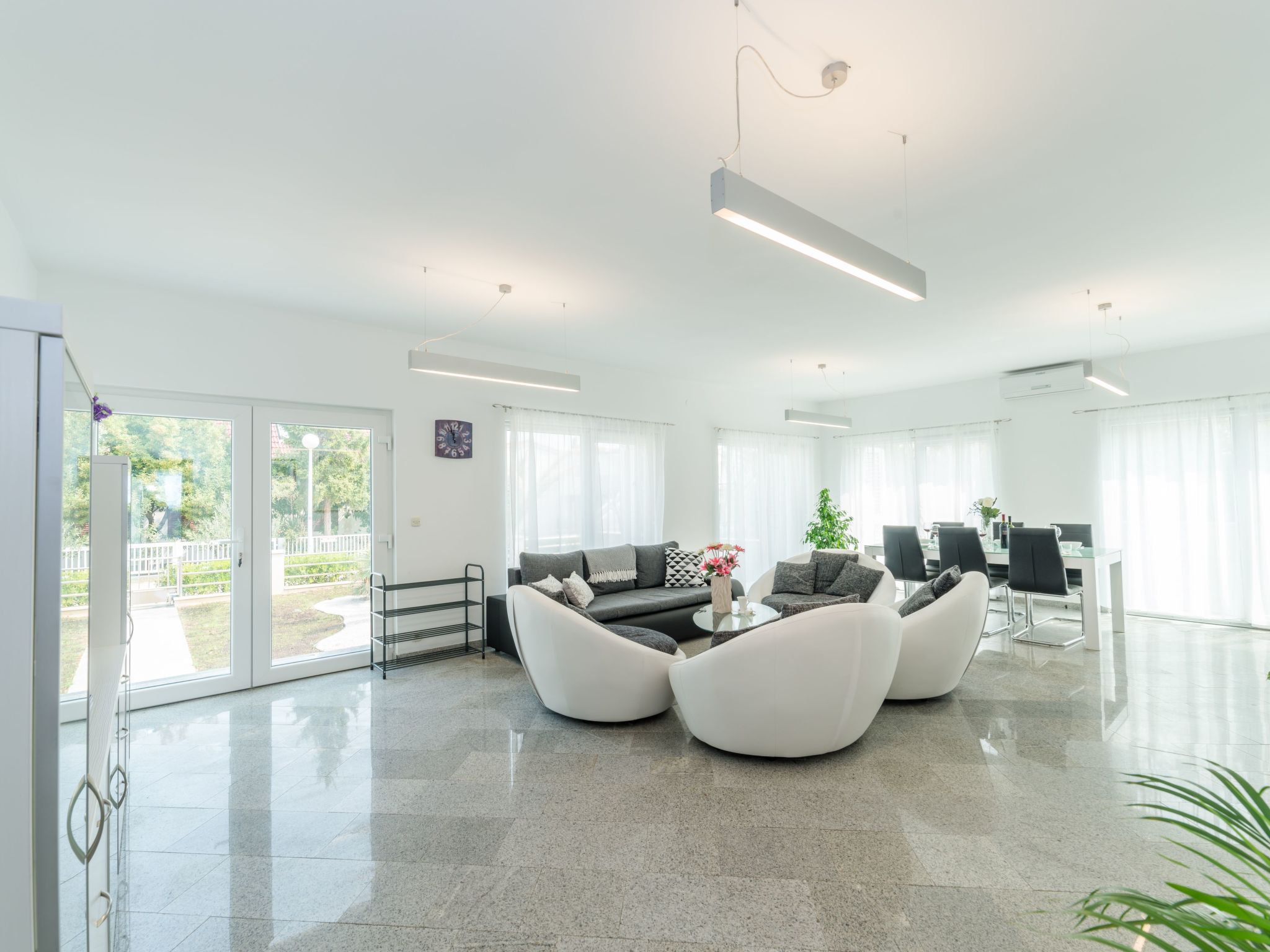 Villa Casa Nova Sabunike - von TA Leut Agency — Living Room (4 of 19)