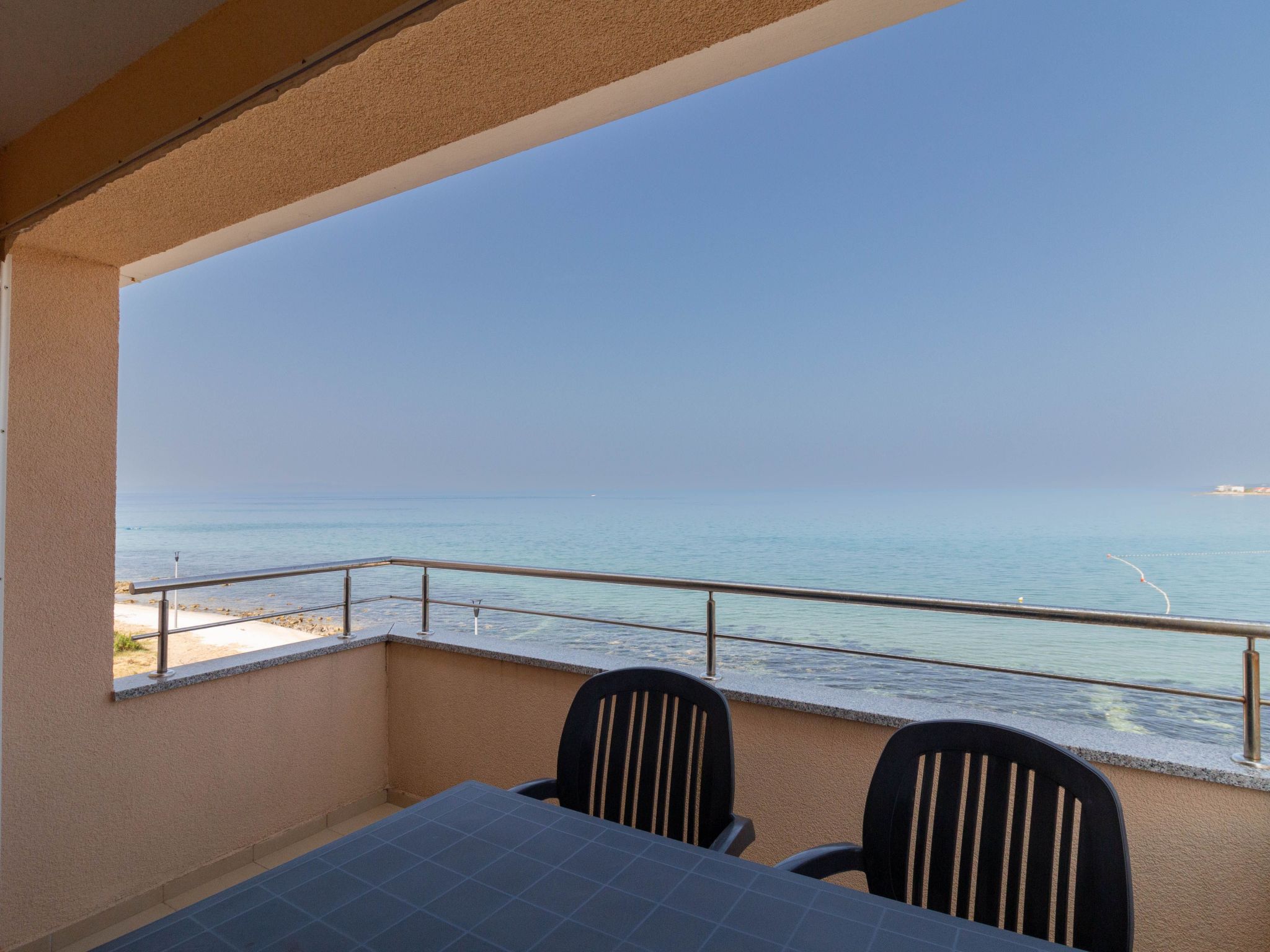 NEW Beachfront Wohnung mit Meerblick - TA Leut