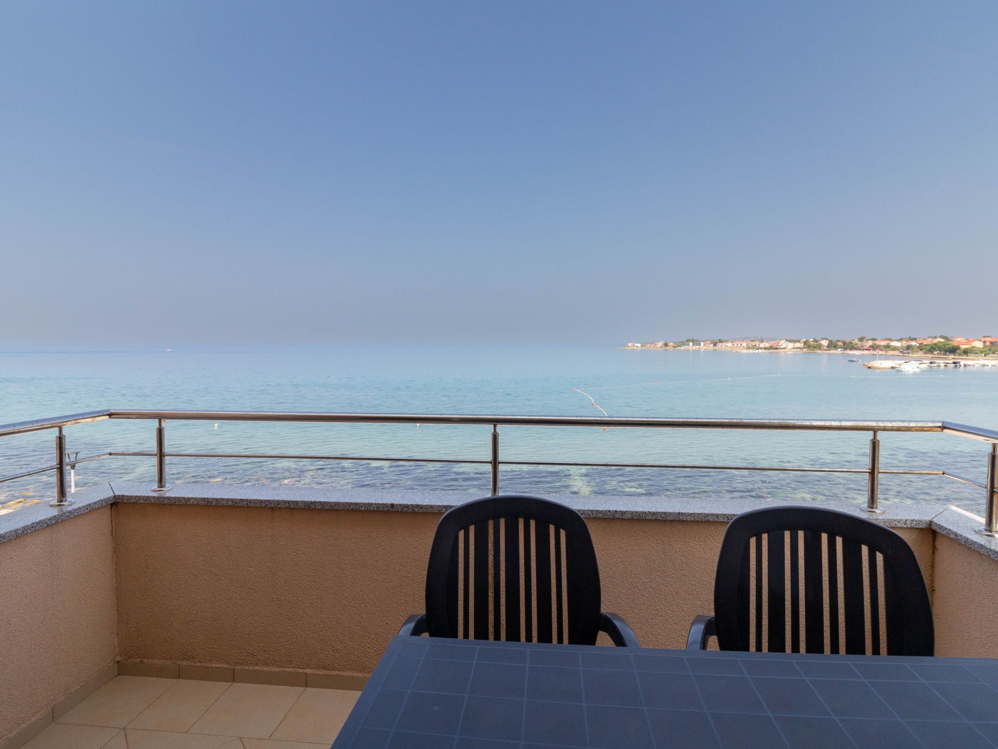 NEW Beachfront Wohnung mit Meerblick - TA Leut — Terrace (5 of 43)