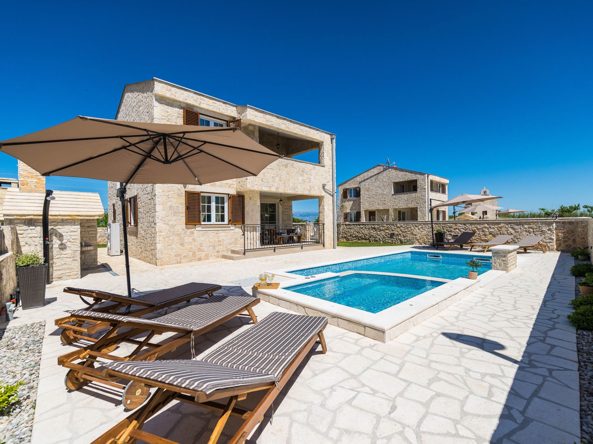 Villa Vid 01 mit beheiztem Pool - Agentur TA Leut — Terrace (5 of 27)
