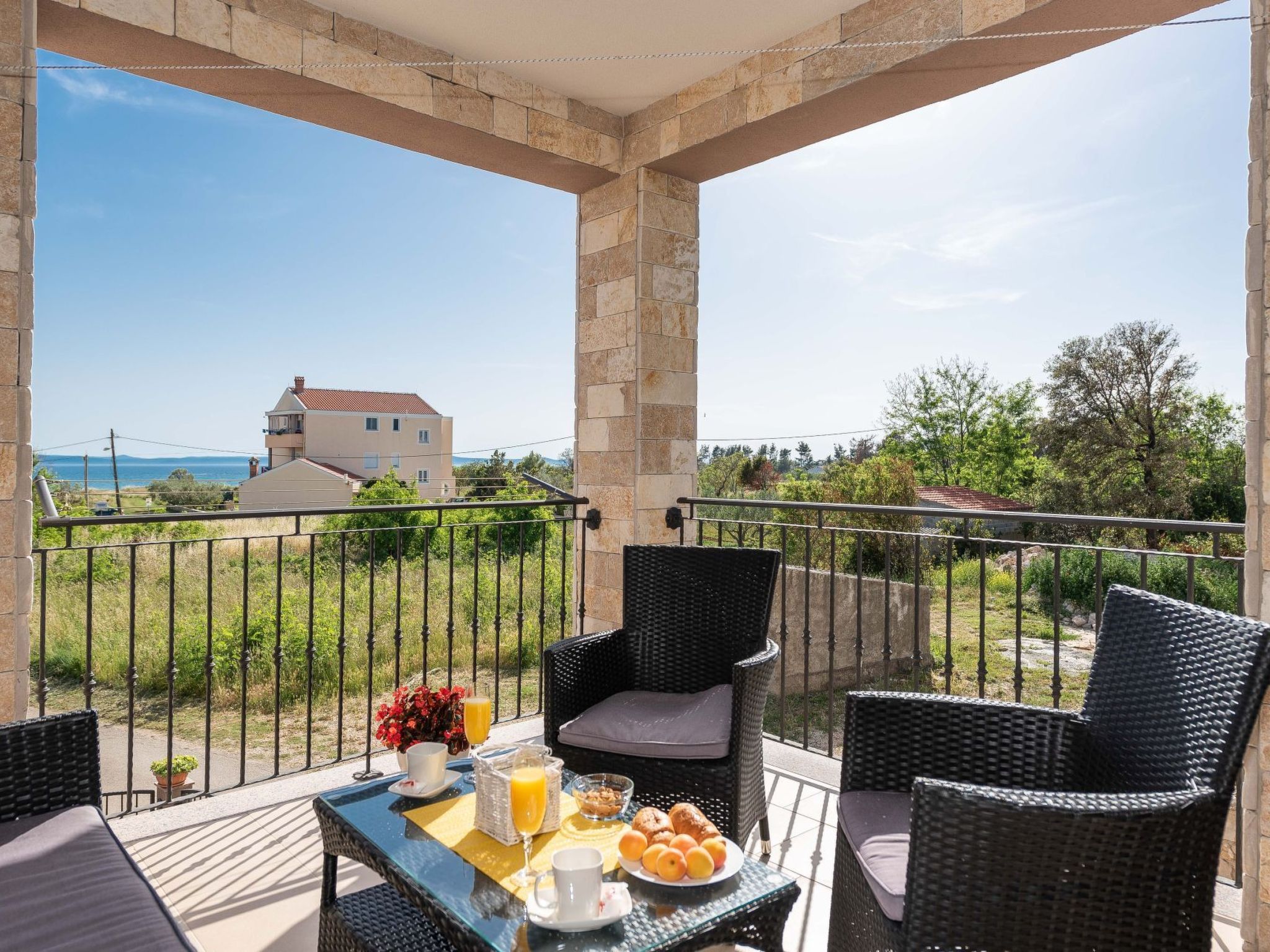 Casa Ruza in der Nähe des Meeres — Terrace (2 of 14)