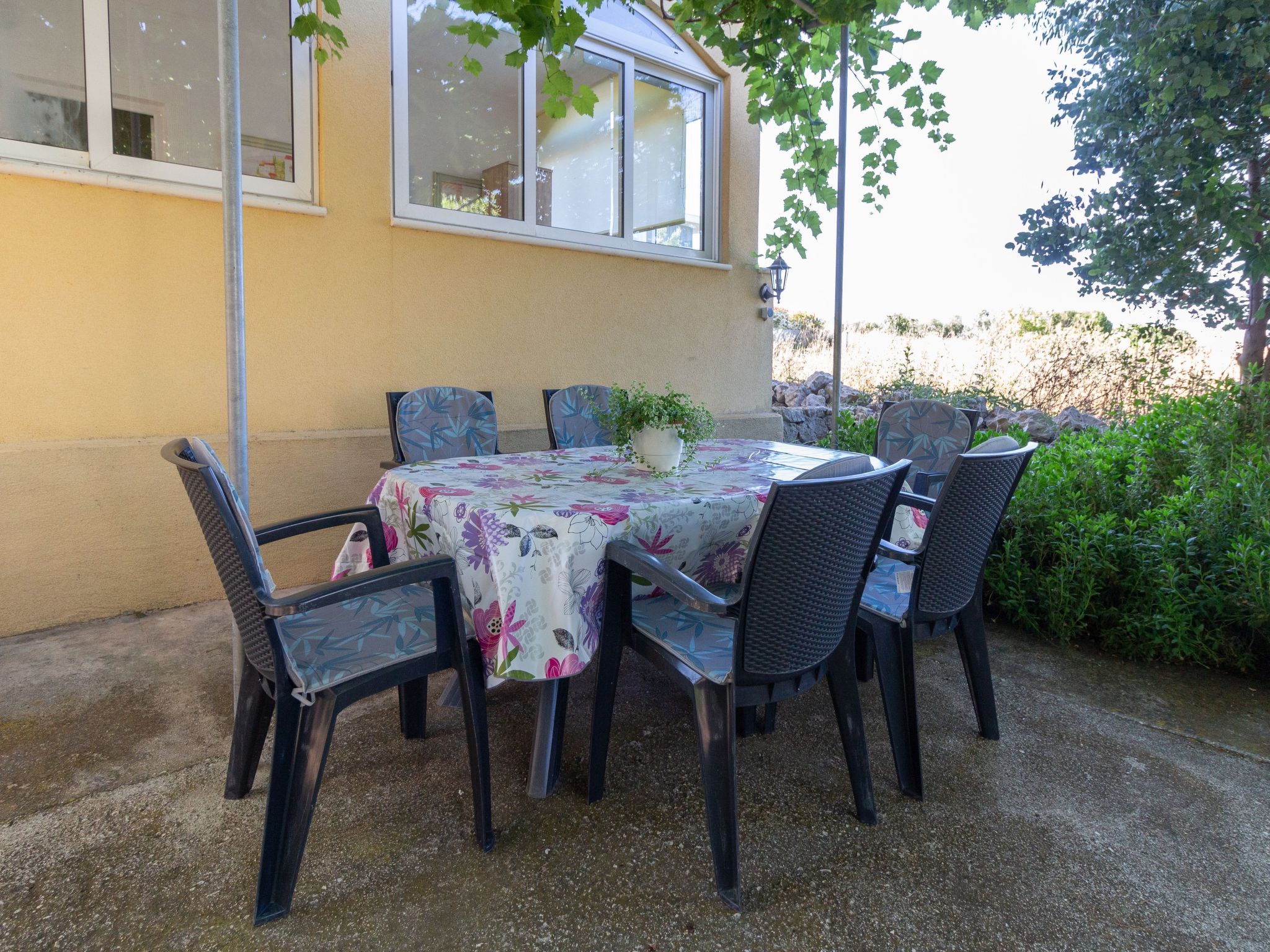 Appartement Mara in Strandnähe - von TA Leut Agency — Terrace (2 of 24)