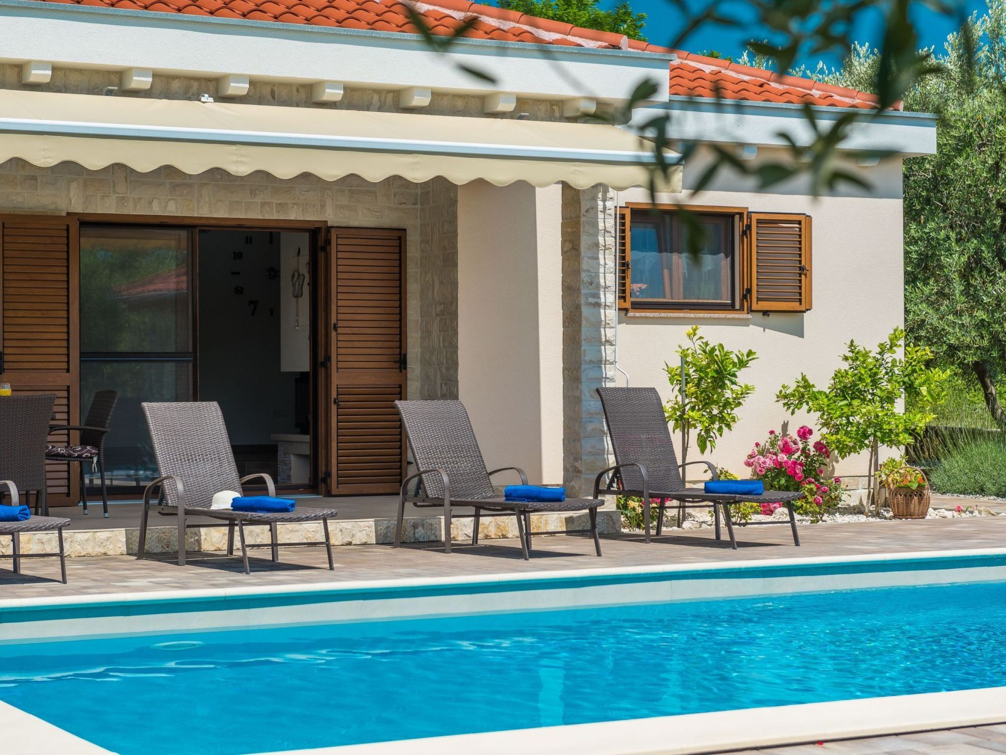 Villa Mia mit beheiztem Pool -von TA Leut Agency-Buiten