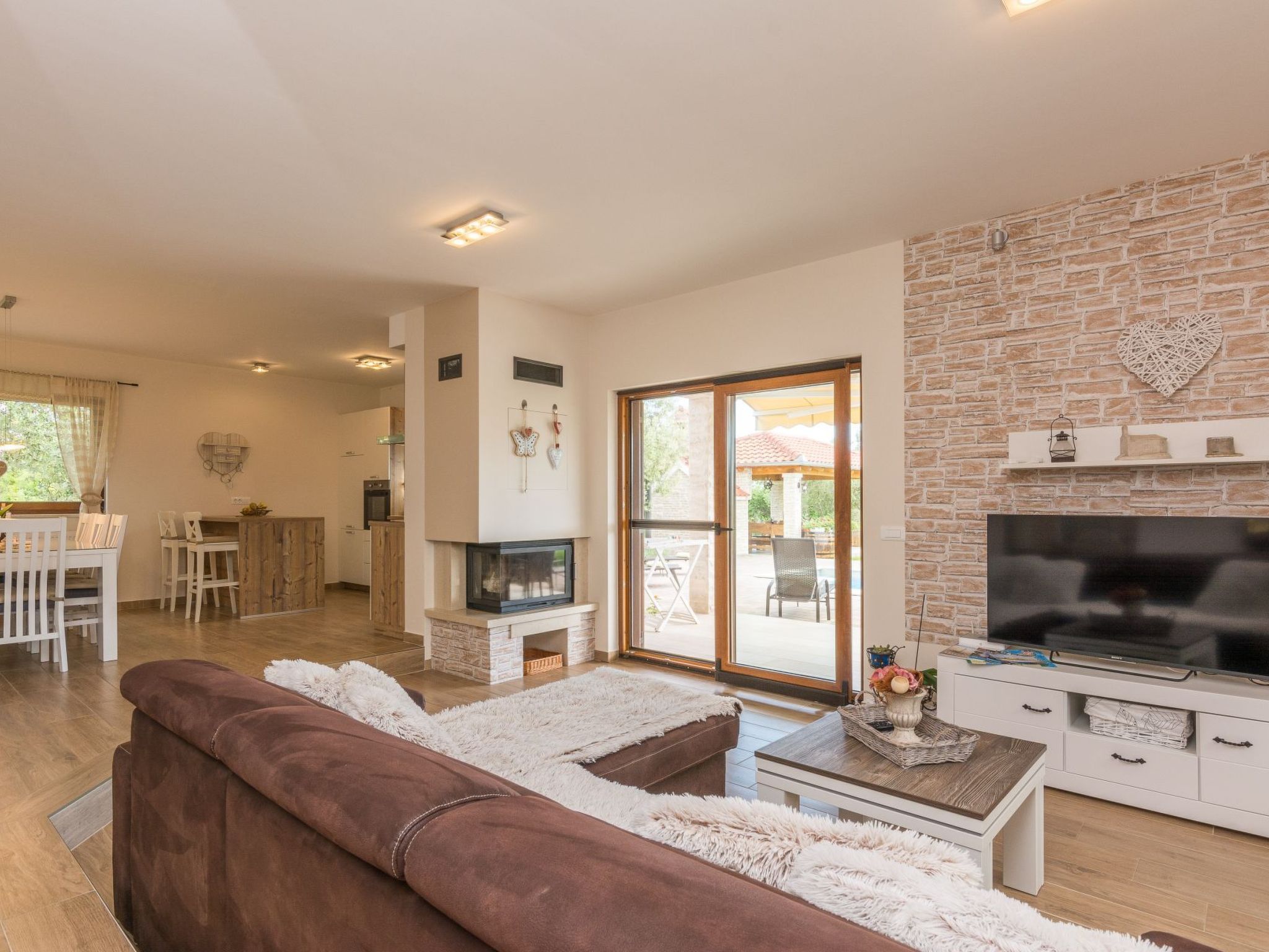 Villa Mia mit beheiztem Pool -von TA Leut Agency-Binnen