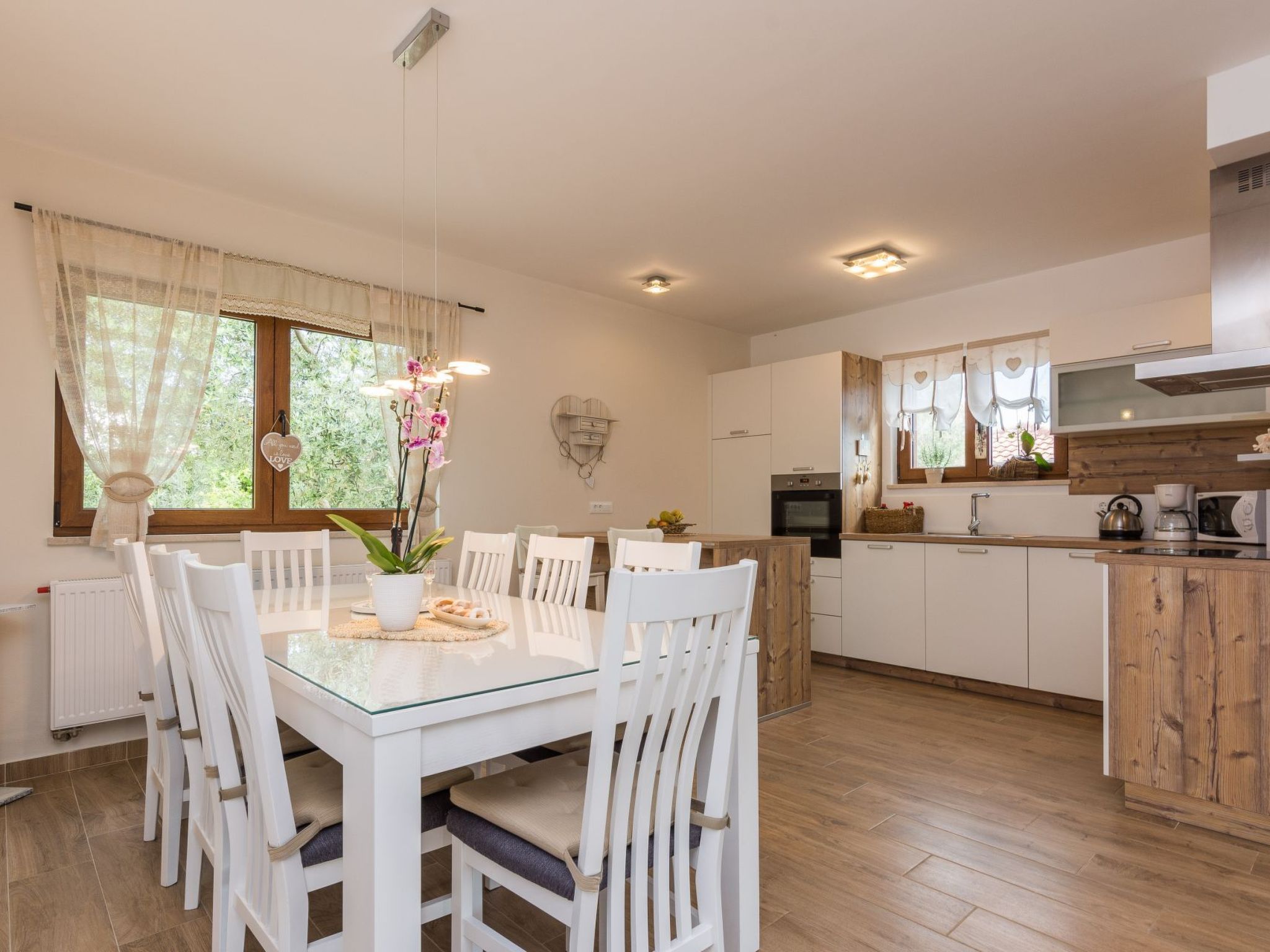 Villa Mia mit beheiztem Pool -von TA Leut Agency-Binnen