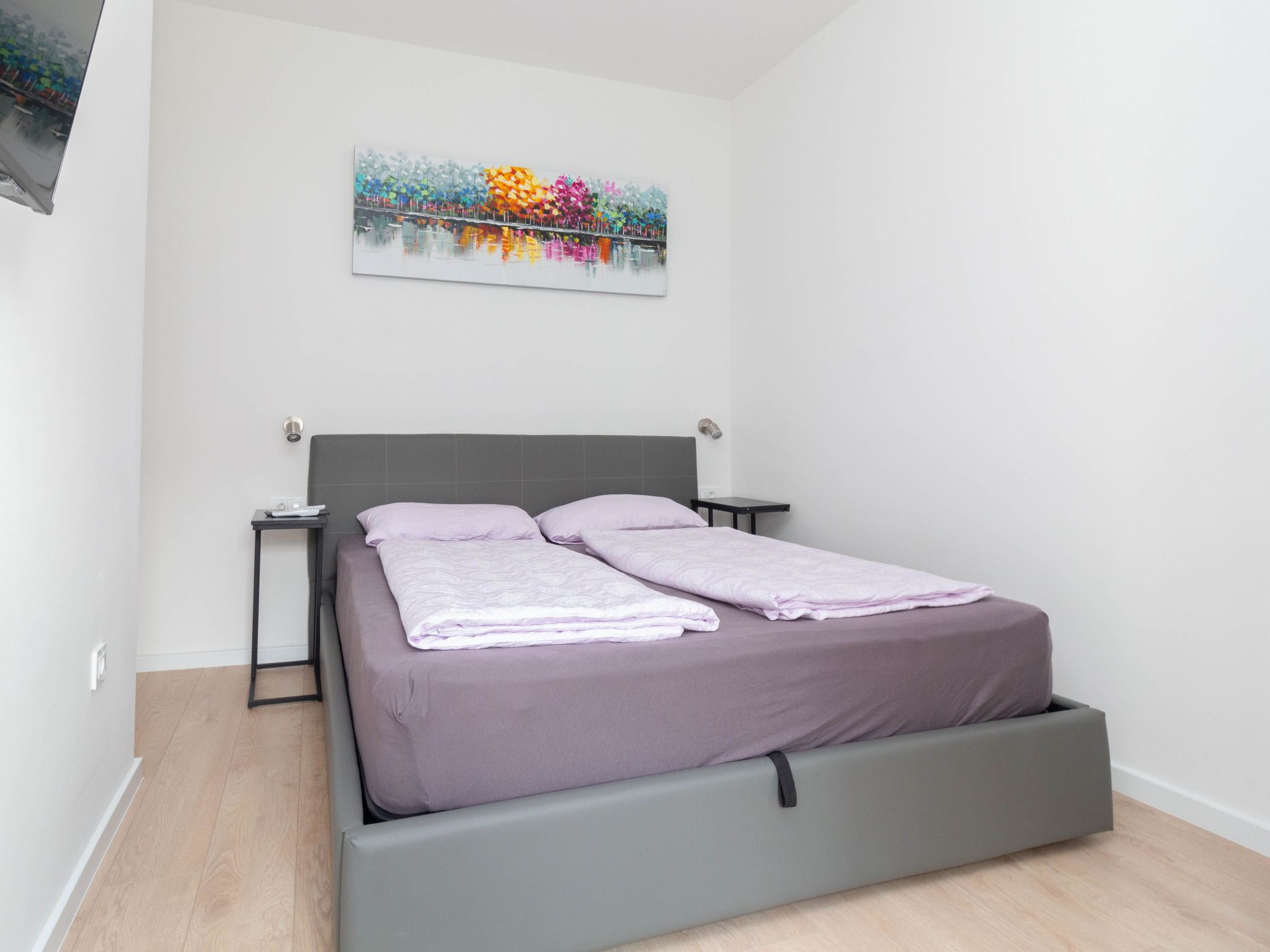 Wohnung mit Pool in Strandnähe -TA Leut Agency-Dedans