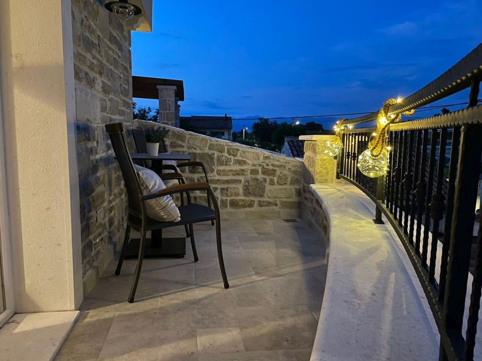 Zimmer "Graues Zimmer" mit privatem Balkon - Image-tags.info